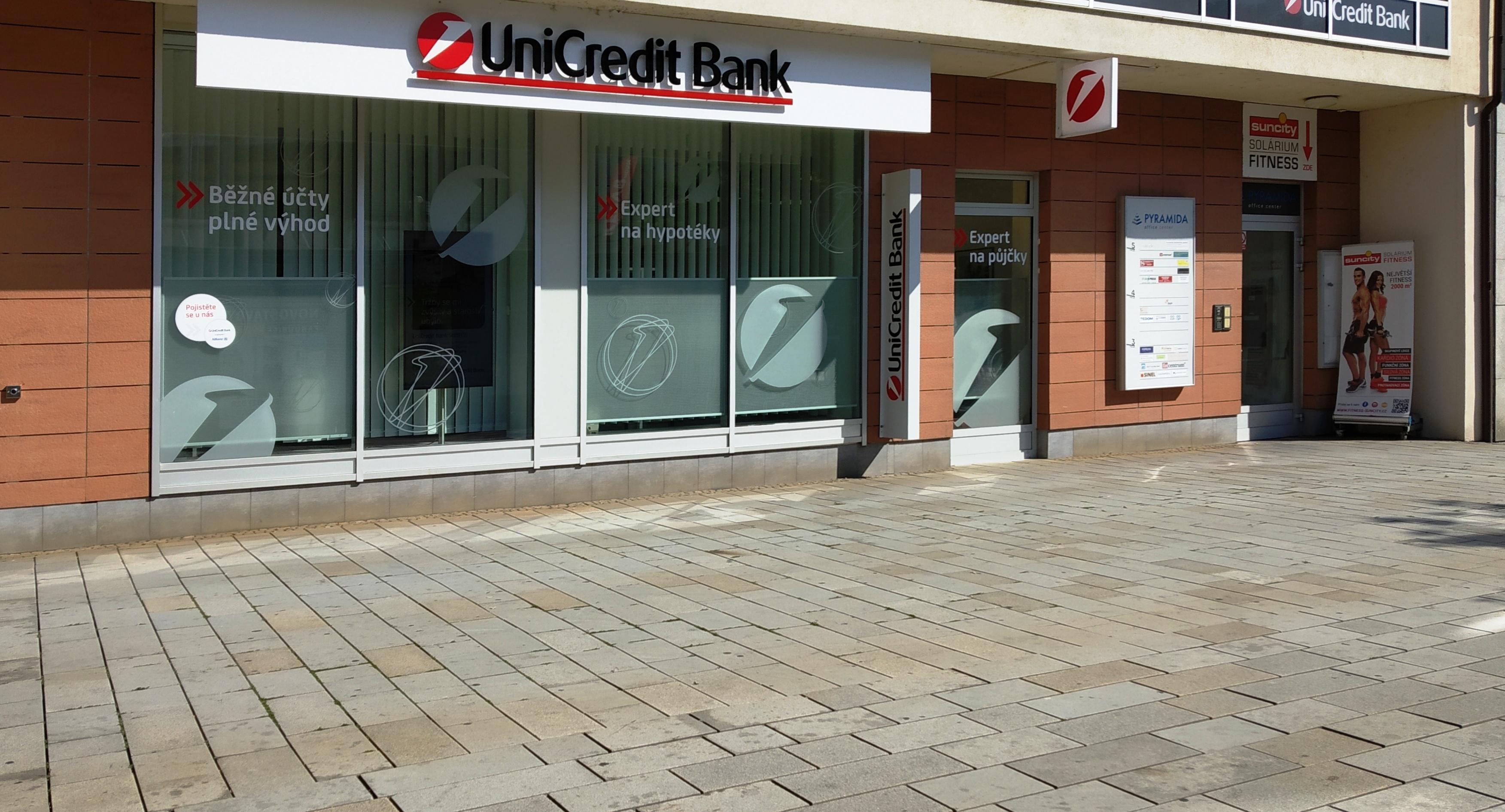 Bankomat UniCredit Bank Czech Republic foto 4