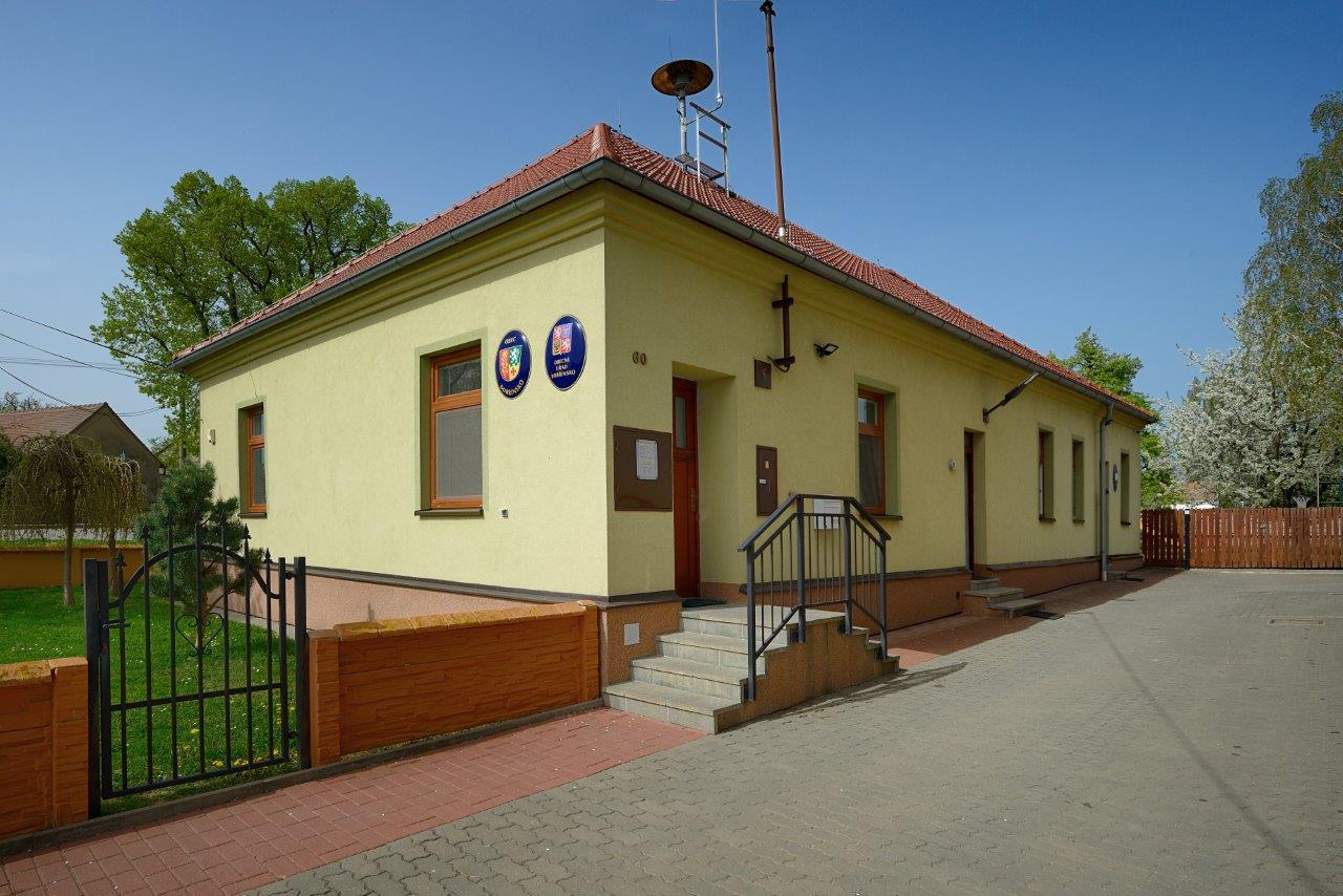 Dobřínsko - obecní úřad foto 2