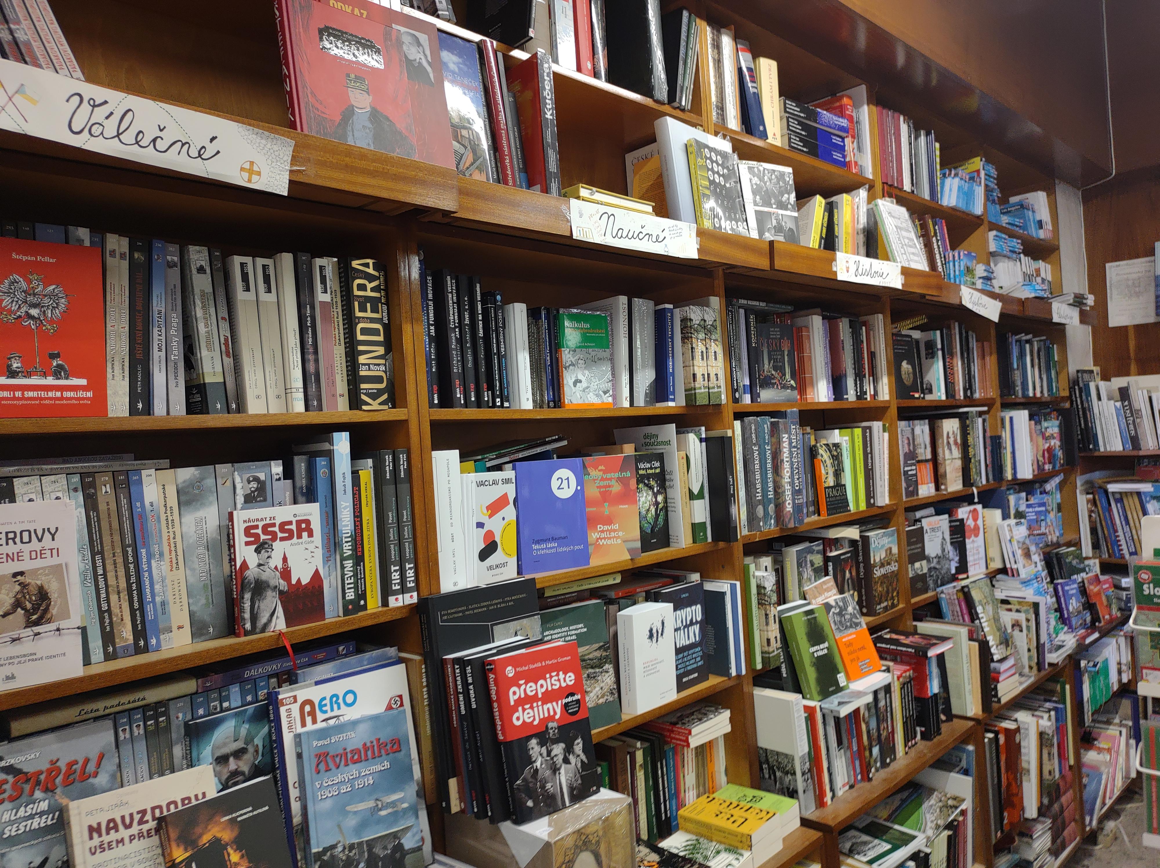 Knihkupectví Ambra foto 3