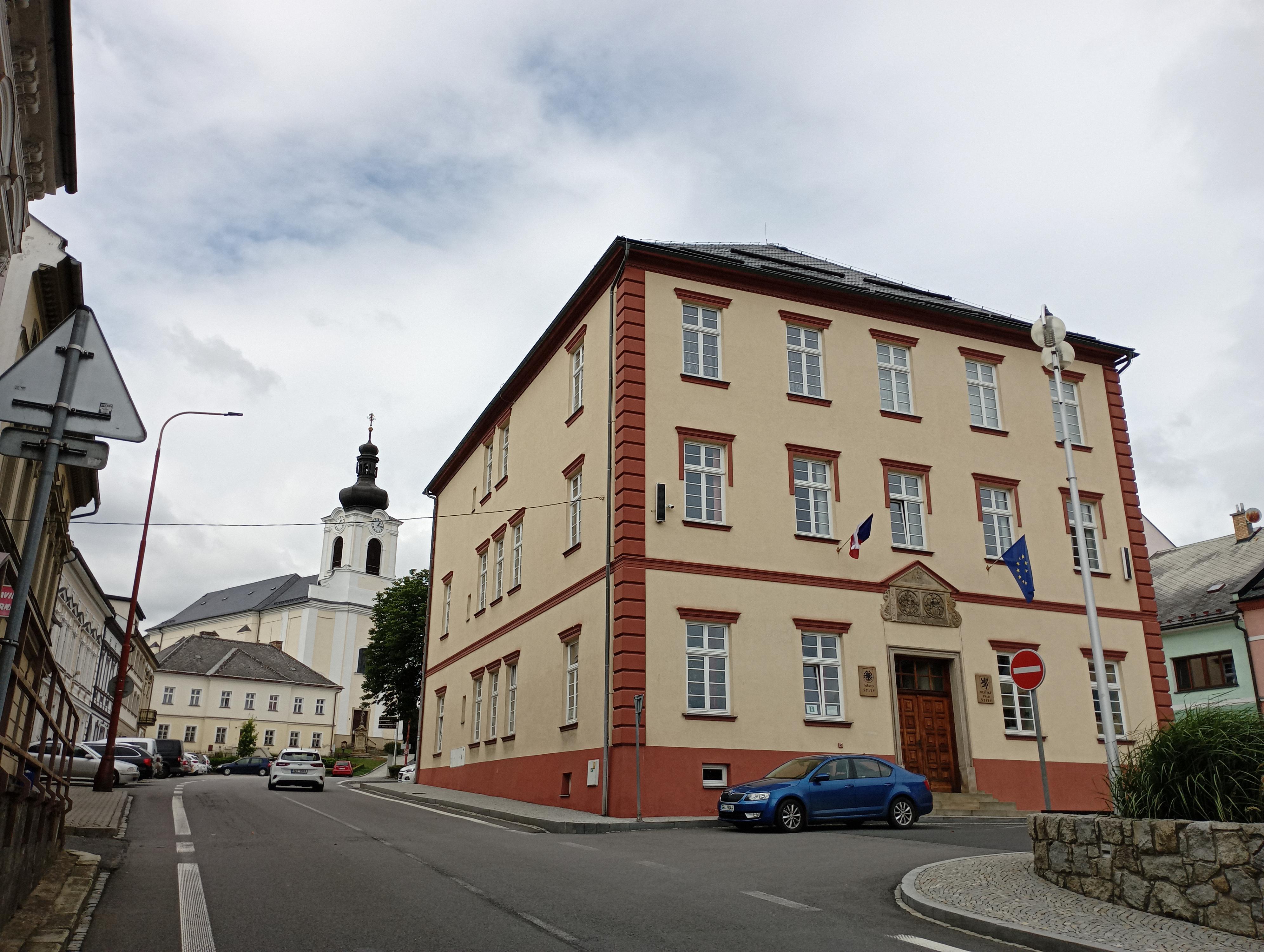 Štíty - městský úřad foto 6