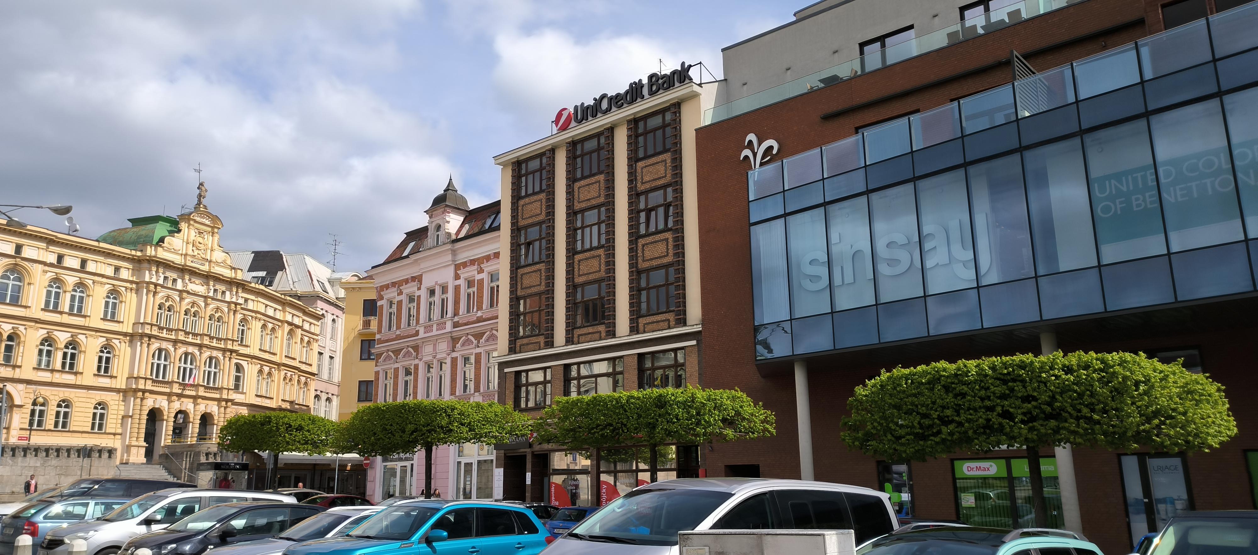 UniCredit Bank Czech Republic and Slovakia, a.s. foto 4