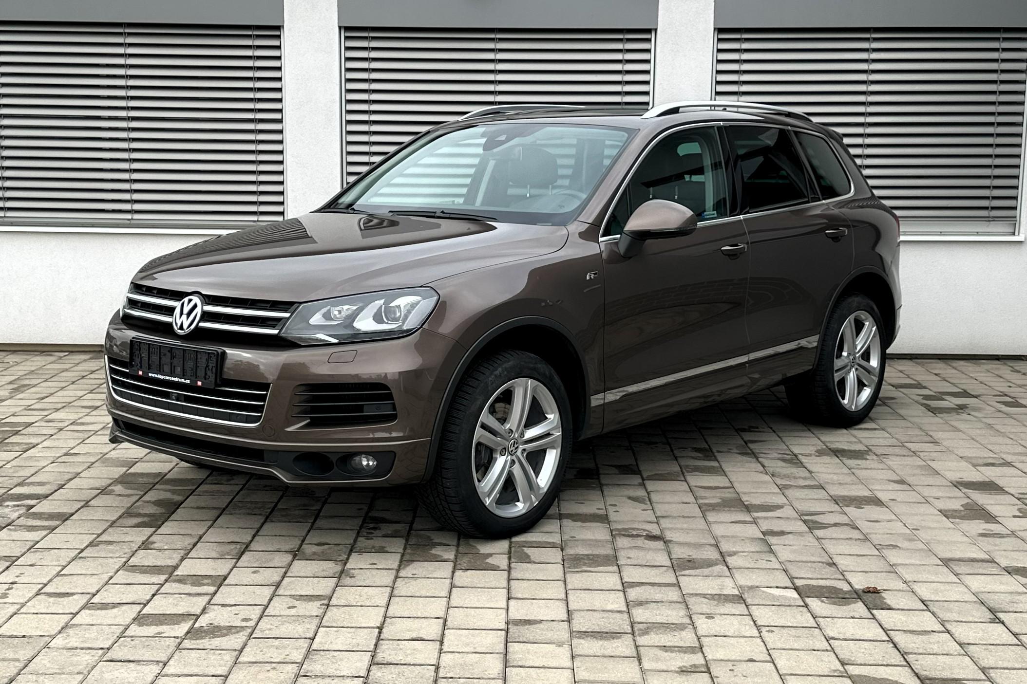 Top Car Centrum foto 2