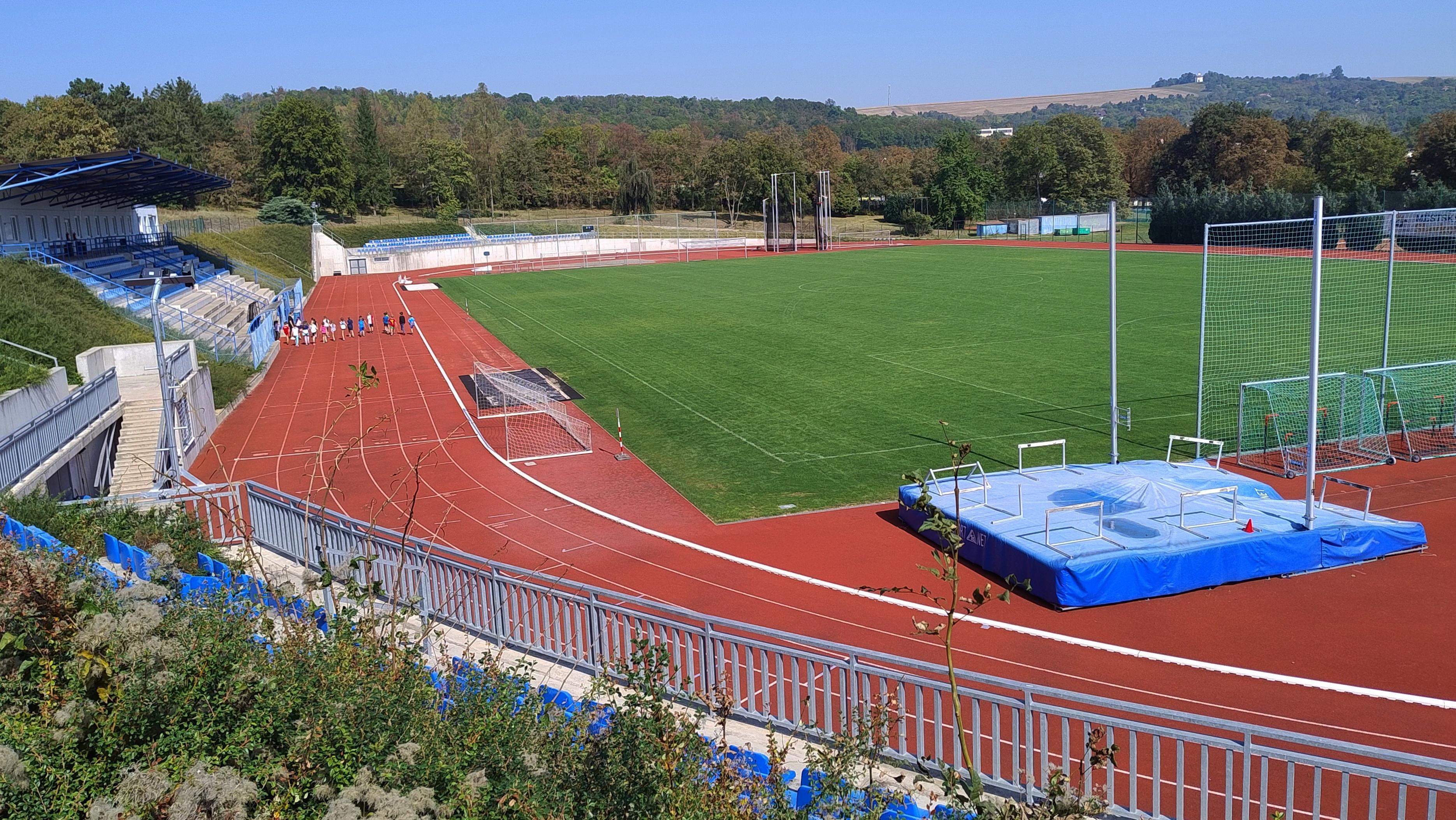 Slavkovský stadion foto 2