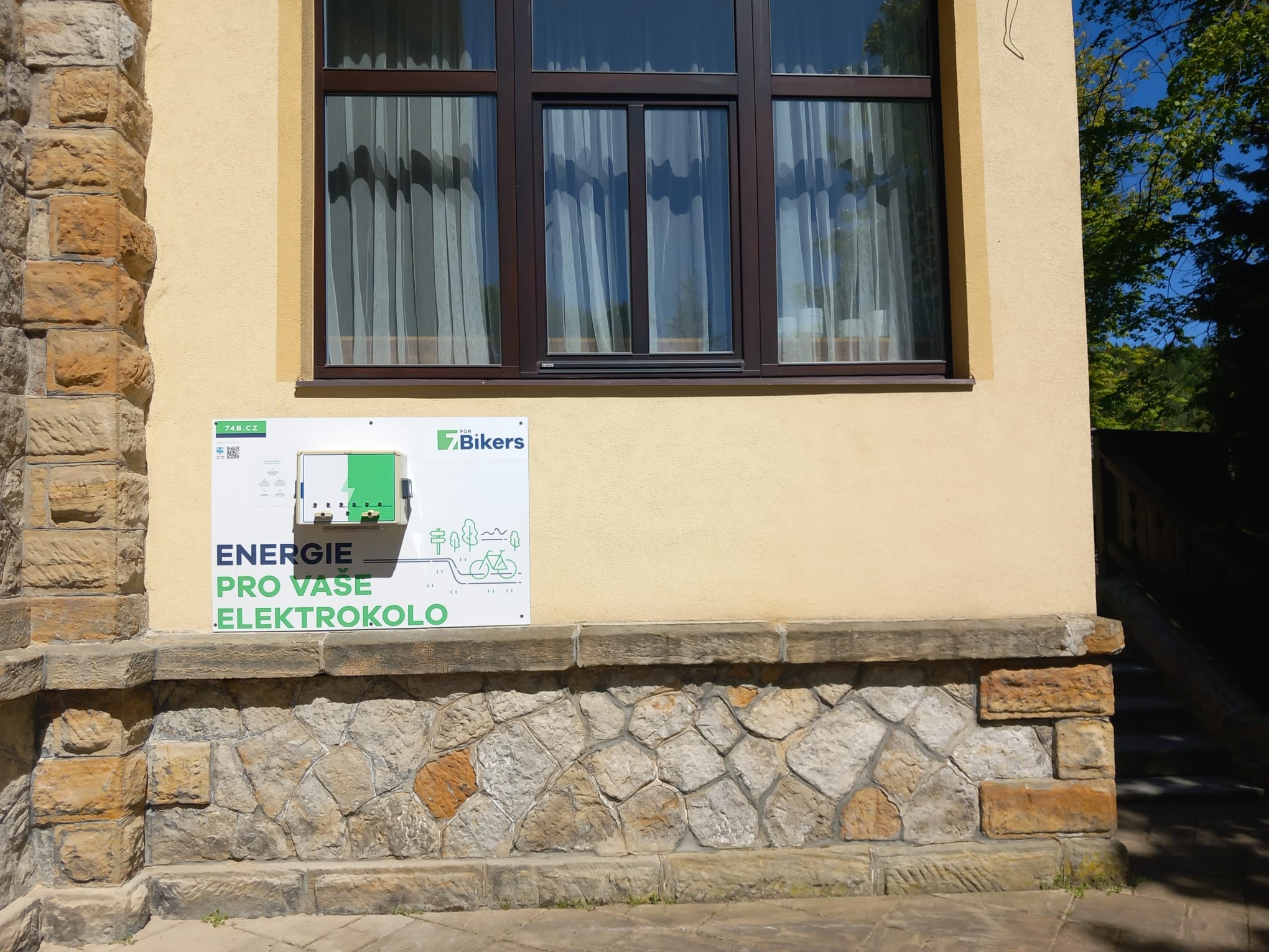 Nabíjecí stanice Hotel Švýcarský dům