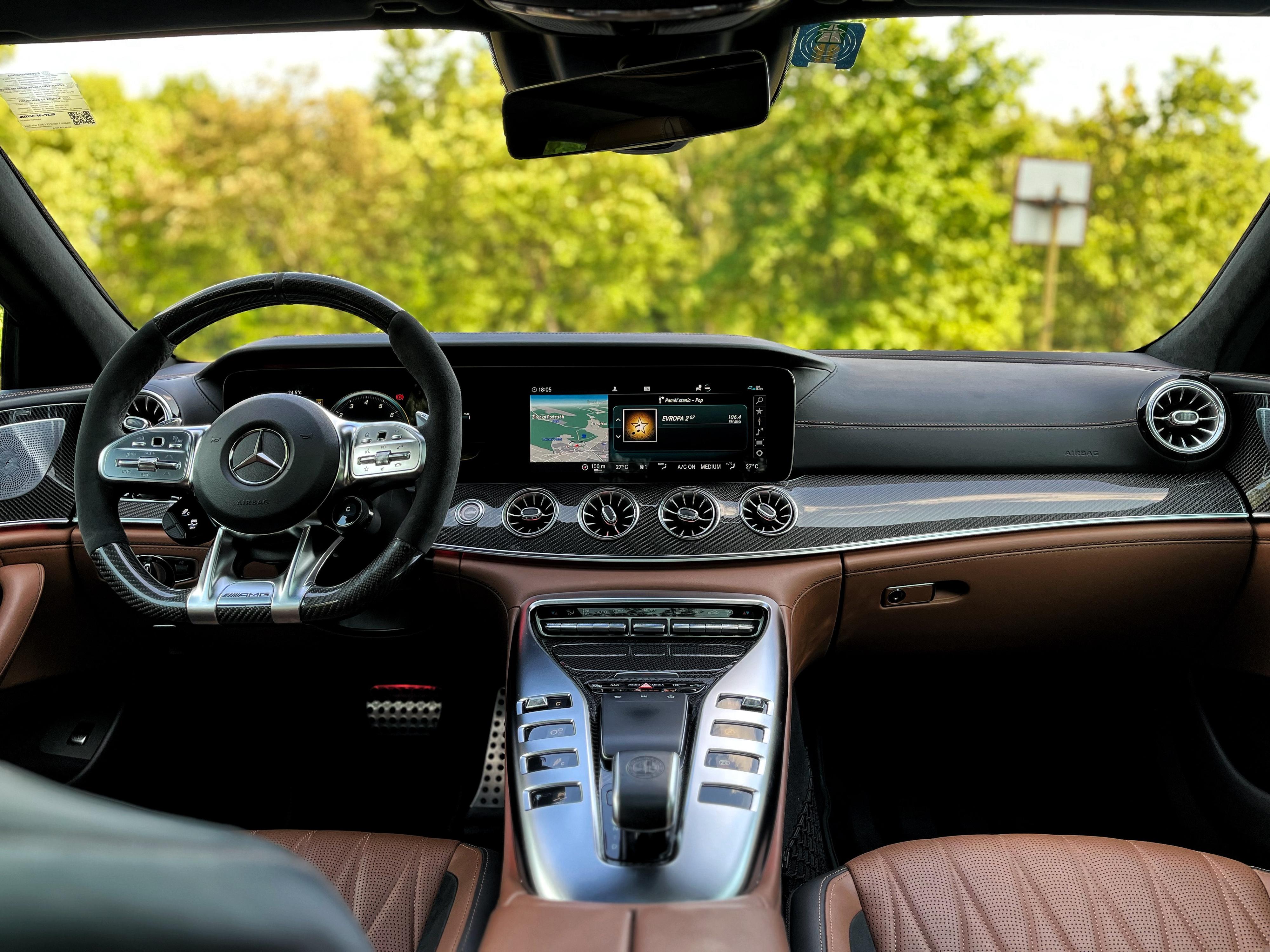 Čištění interiéru vozidel