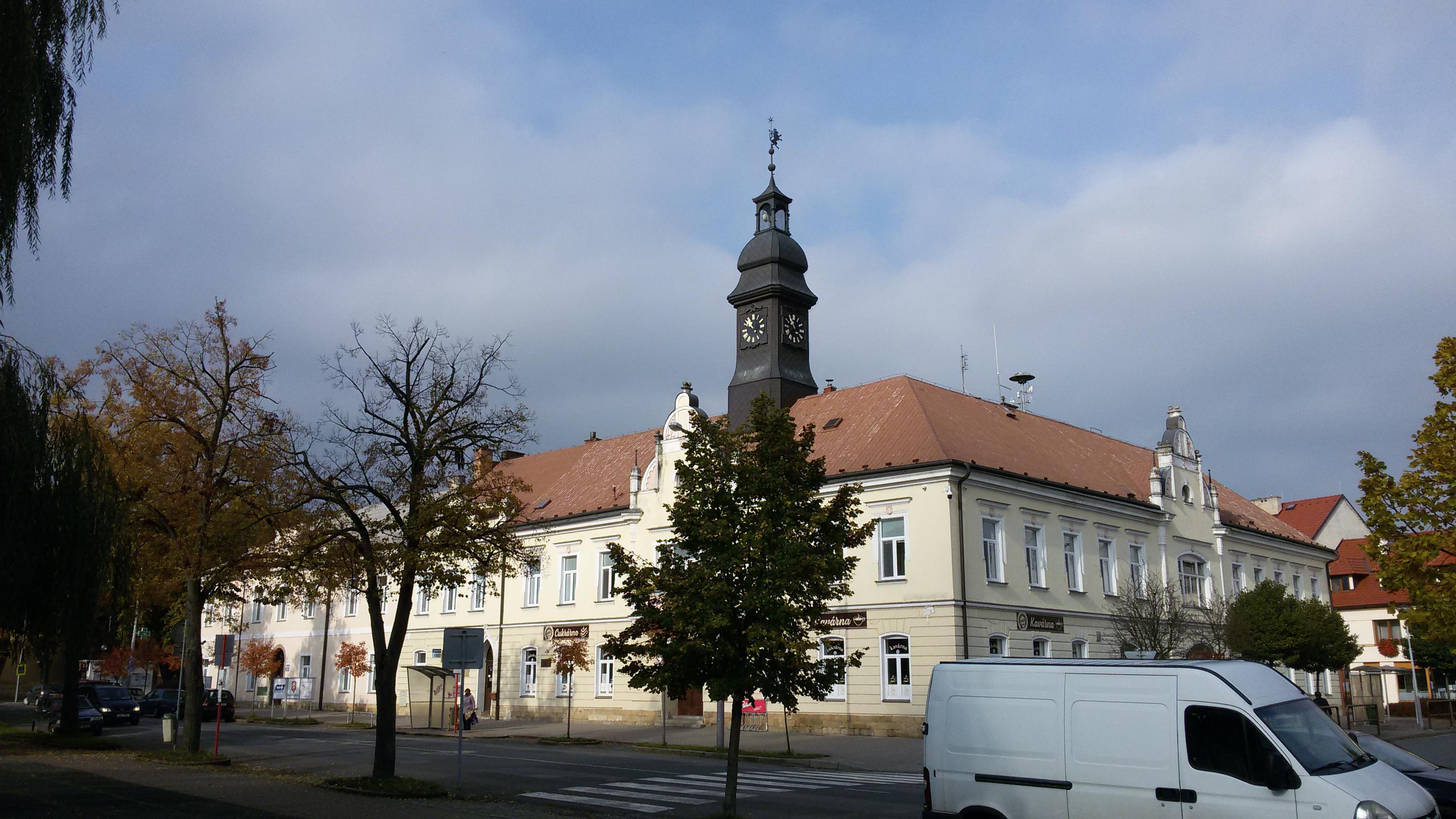 Městec Králové - městský úřad foto 5