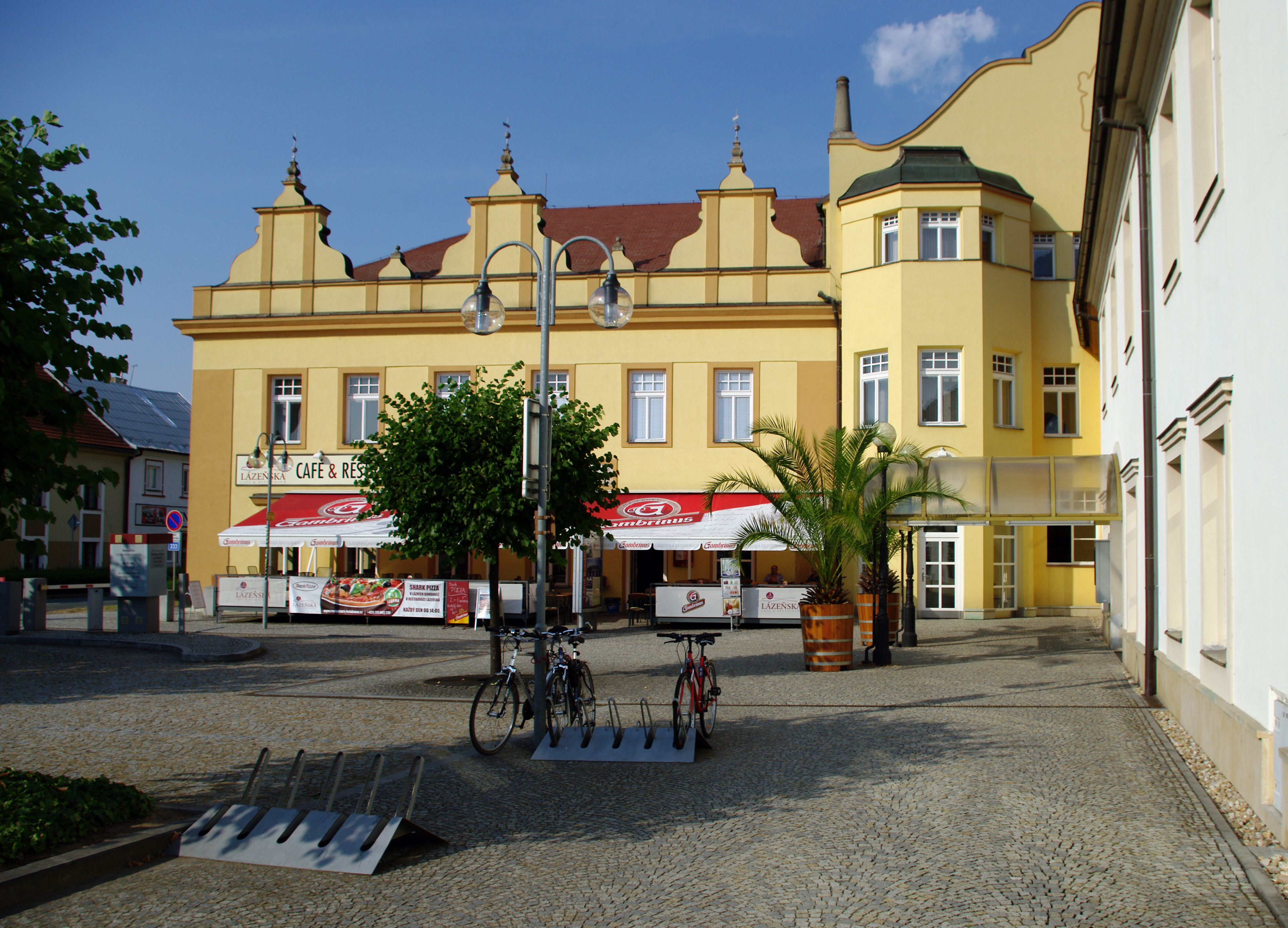 Kavárna Léčebné lázně Bohdaneč foto 2