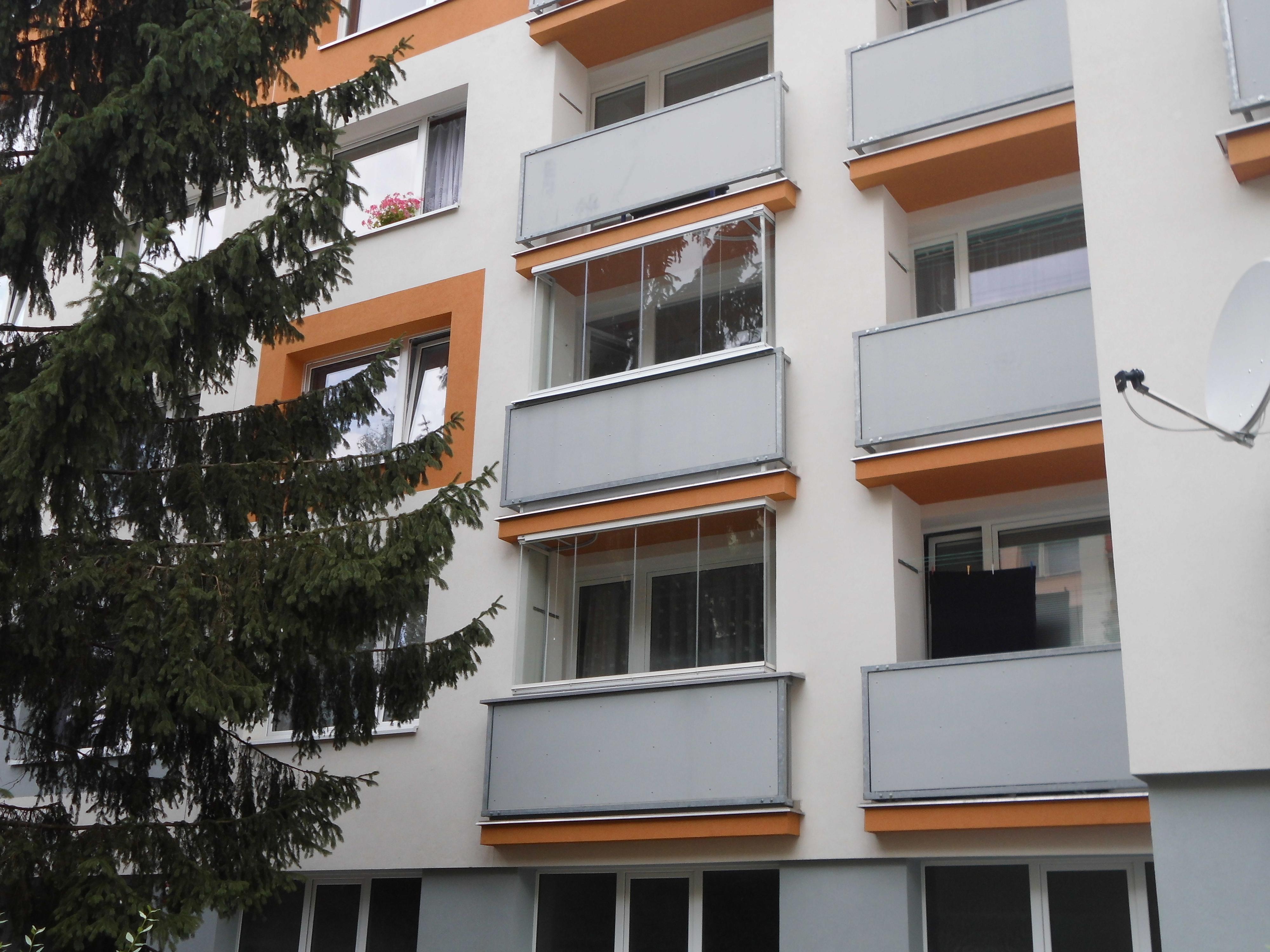 pouč - zasklívání lodžií foto 3