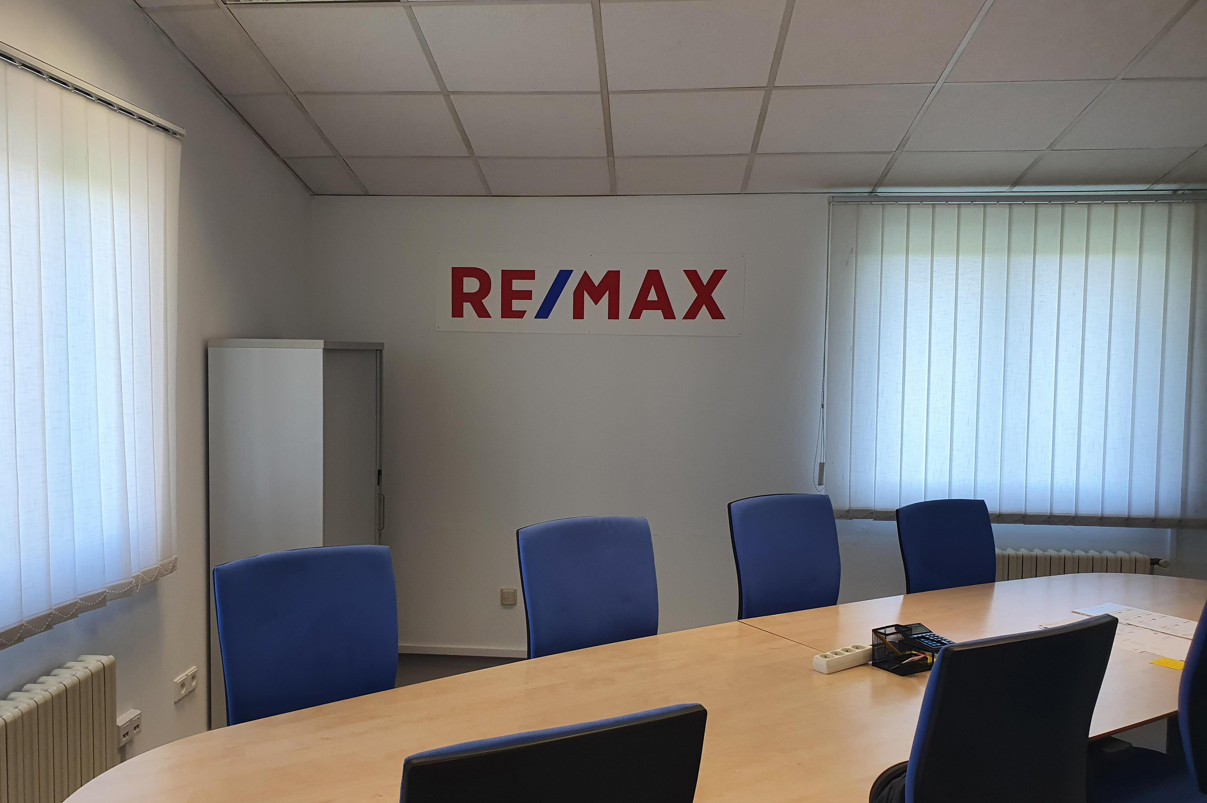 RE/MAX Property