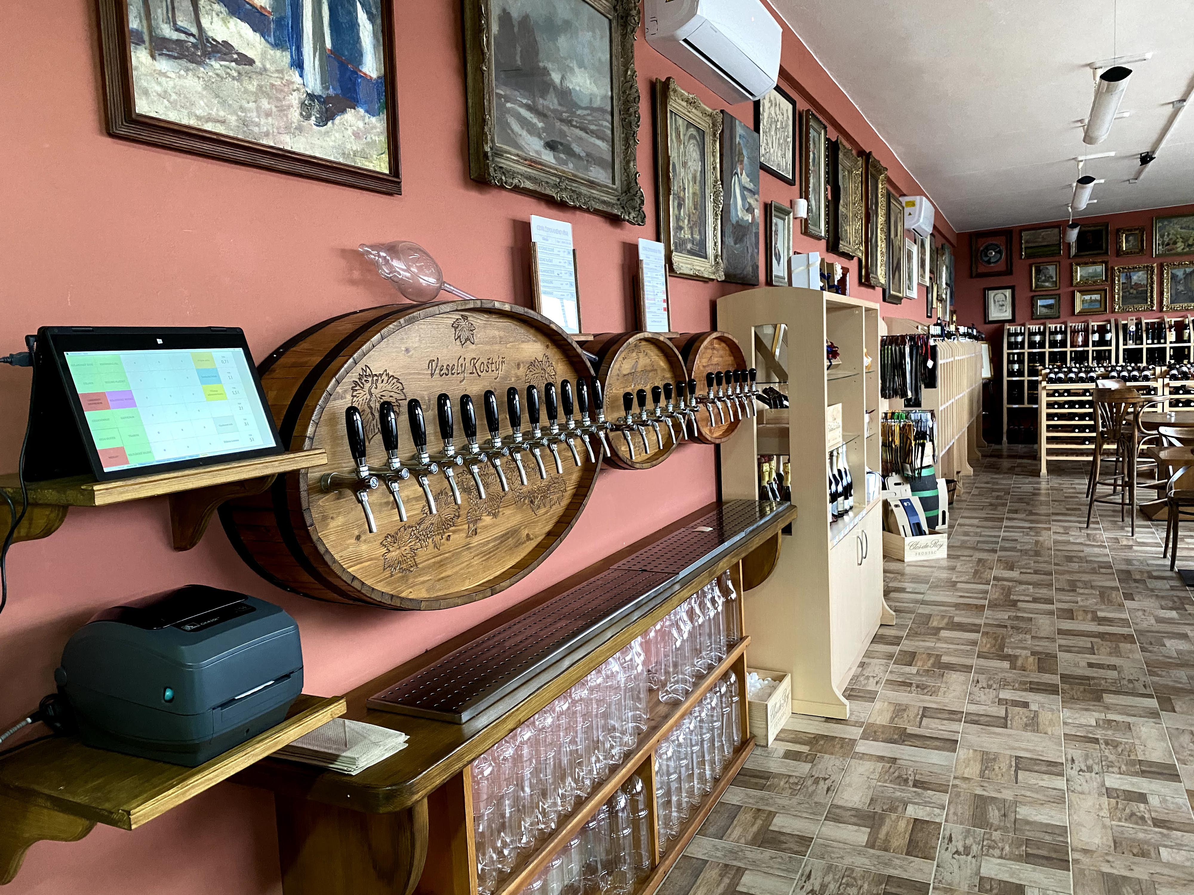 Vinotéka ZLATÁ VÍNA foto 3