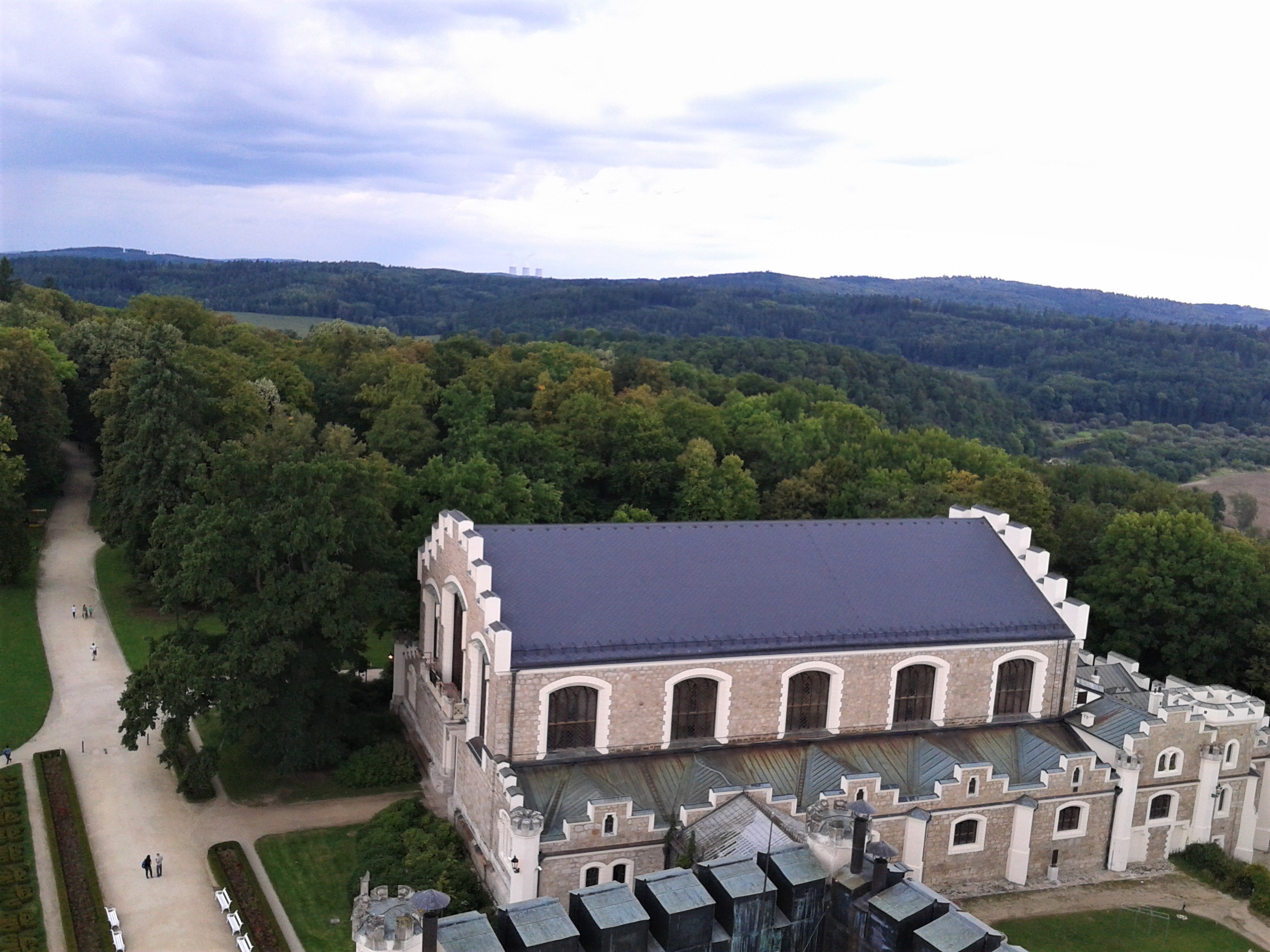 Knihovna Alšovy jihočeské galerie v Hluboké nad Vltavou foto 2