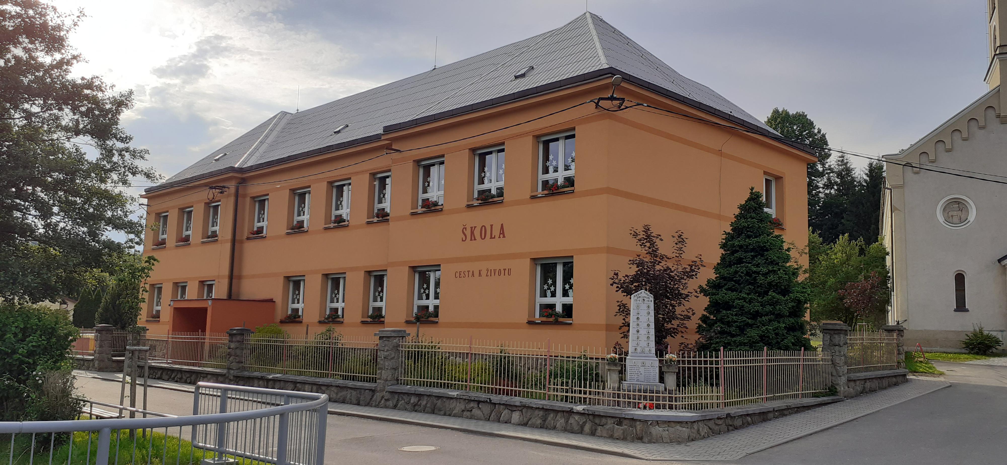 Základní škola Ratiboř foto 3