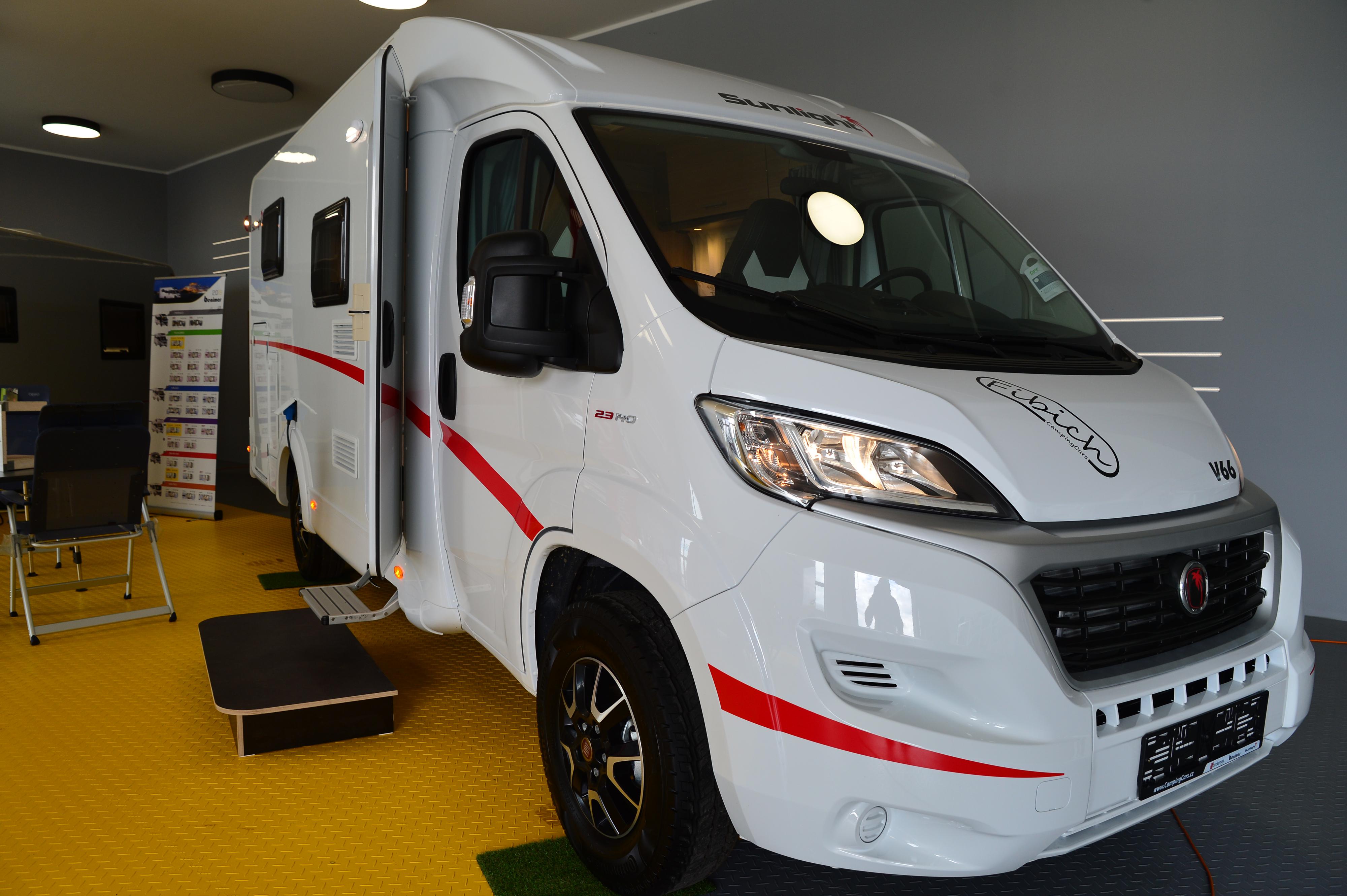 CampingCars - karavan centrum foto 4