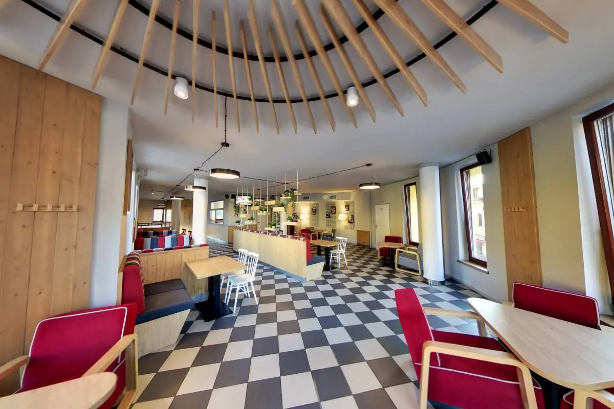 CrossCafe Plzeňská brána
