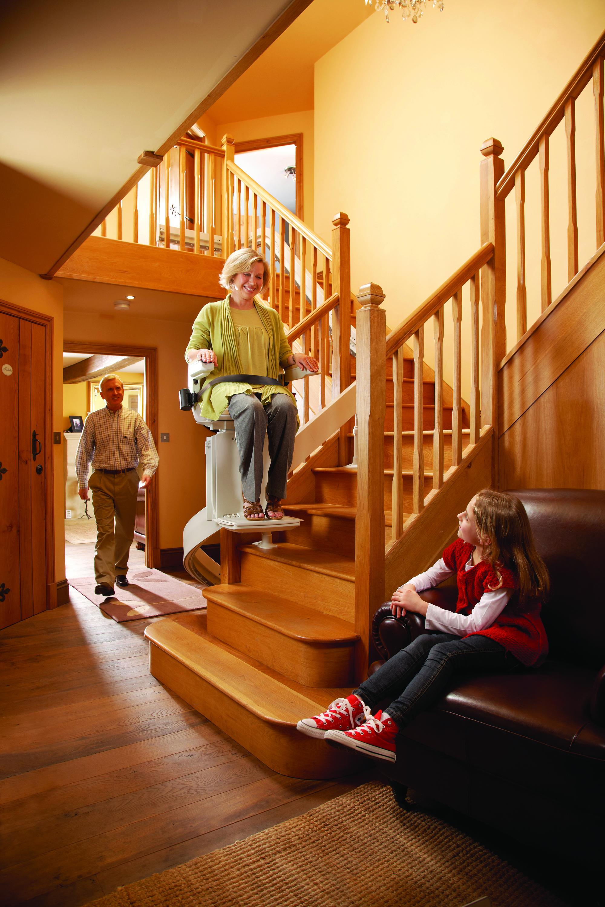 VECOM zdvihací zařízení s.r.o. foto 3