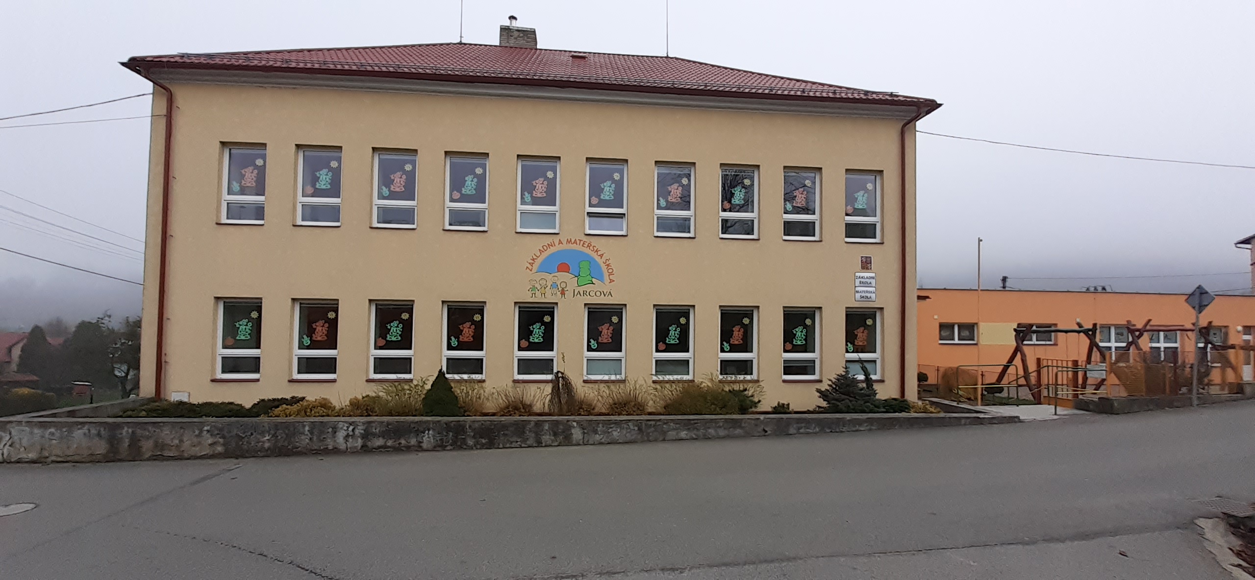 ZŠ a MŠ Jarcová, okres Vsetín foto 5