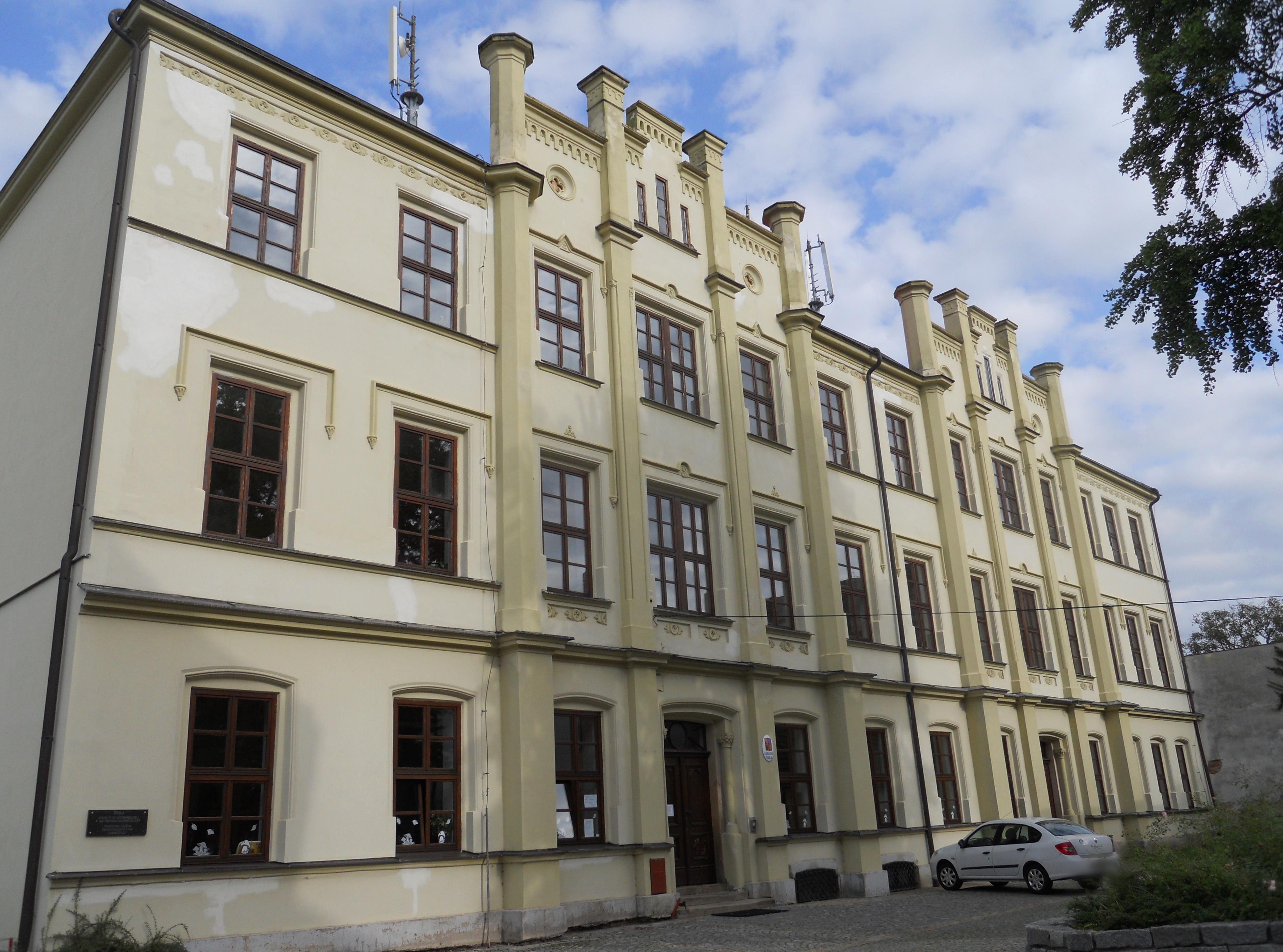 ZŠ a MŠ Golčův Jeníkov foto 4