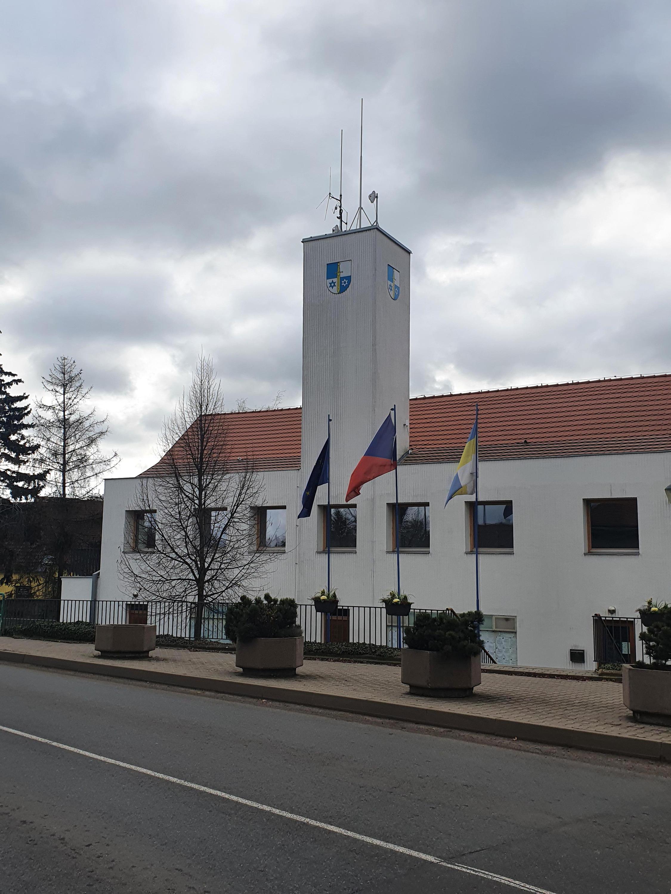 Líbeznice - obecní úřad foto 2