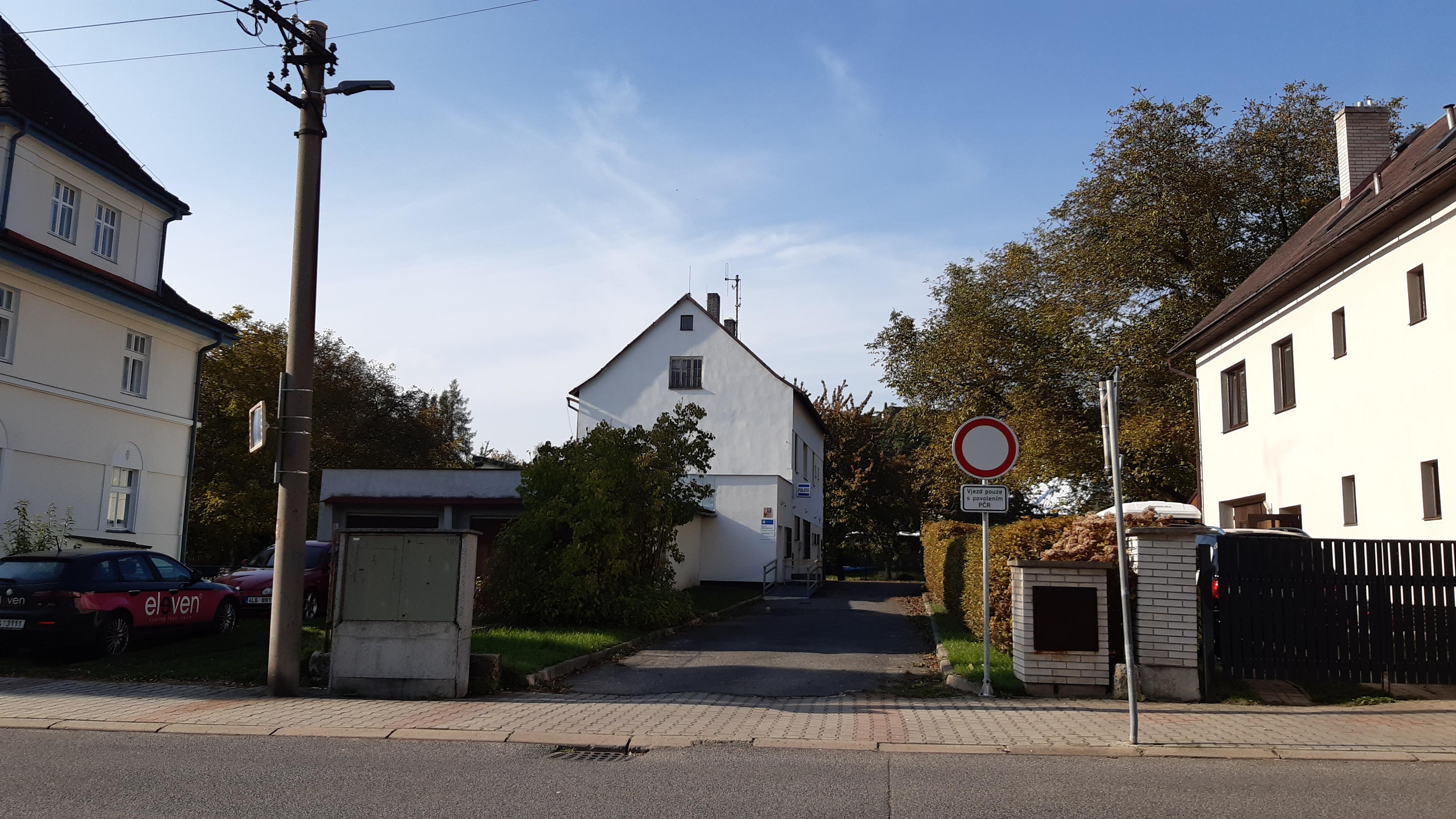 Policie ČR - Obvodní oddělení Cvikov foto 3