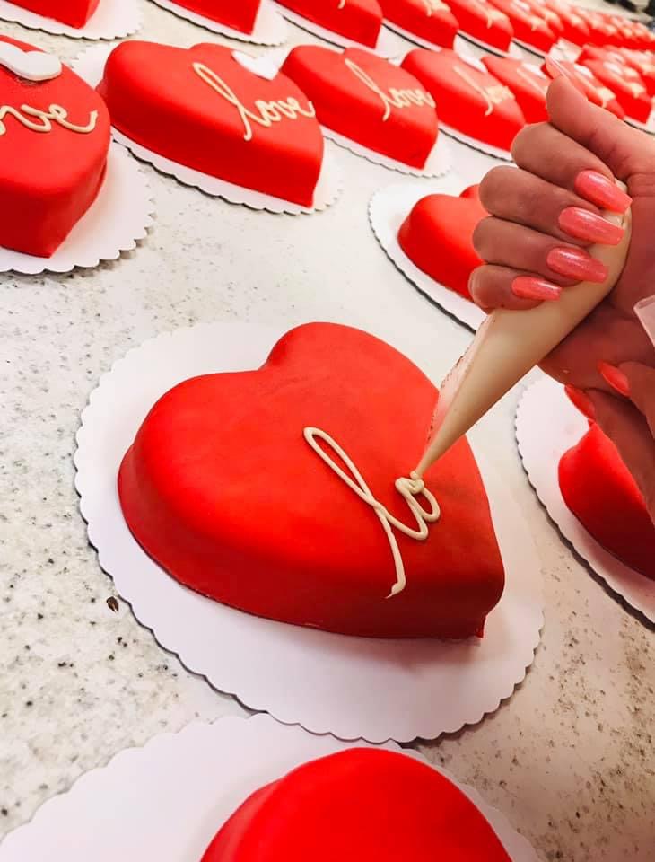 Mocca plus s.r.o. - výroba dortů a zákusků foto 3