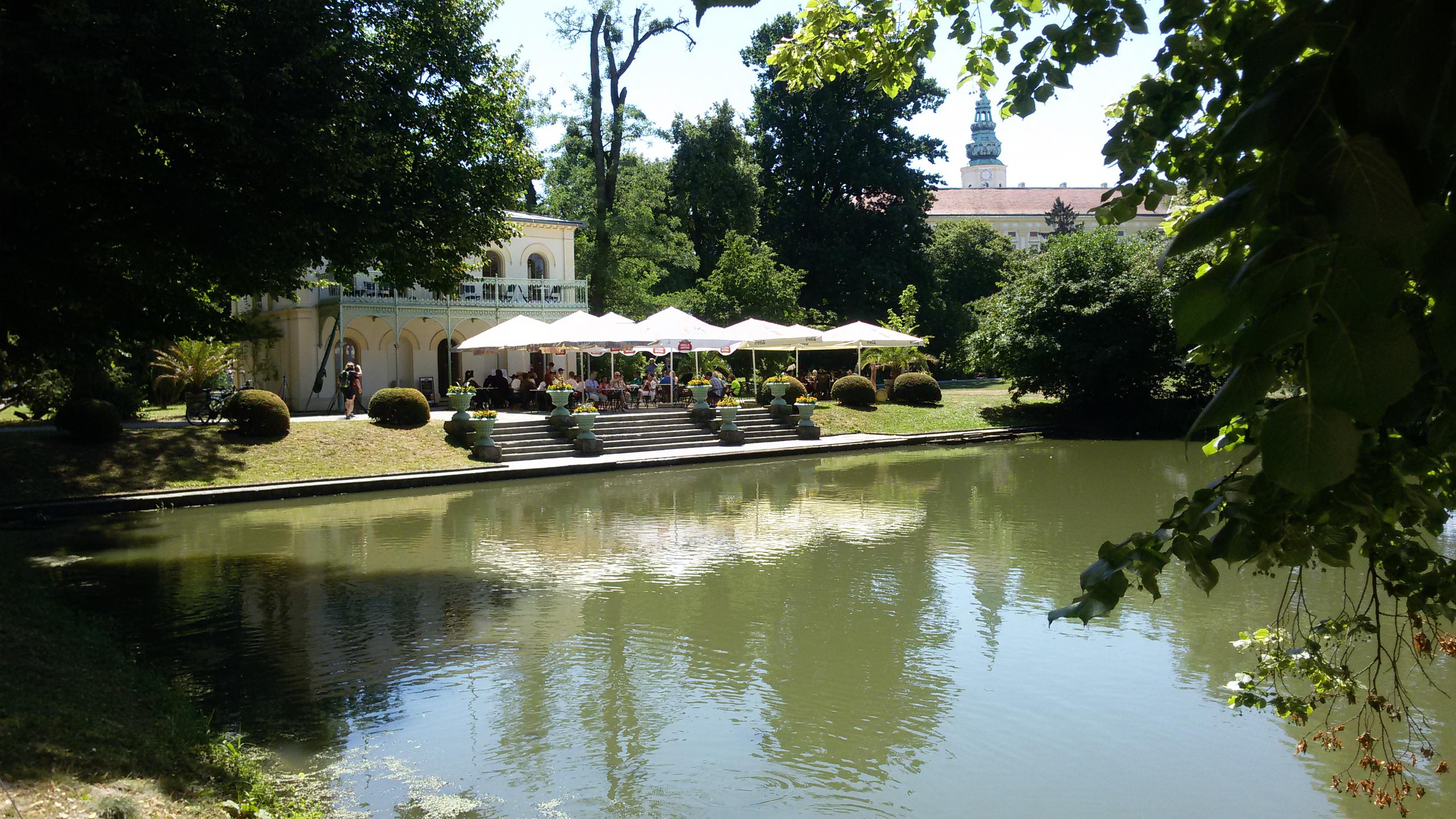 Kavárna Sezóna foto 3