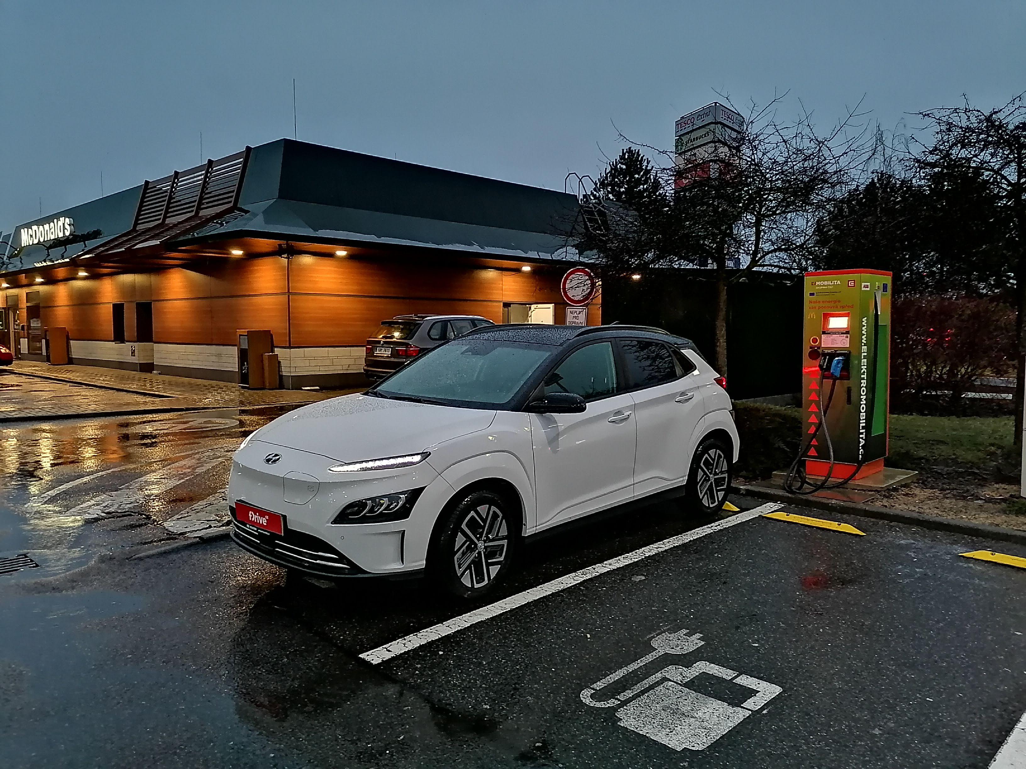 Nabíjecí stanice ČEZ