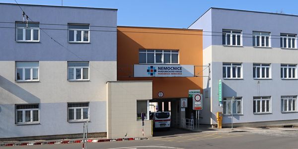 Pardubická nemocnice (Pardubice, Pardubičky) • Firmy.cz
