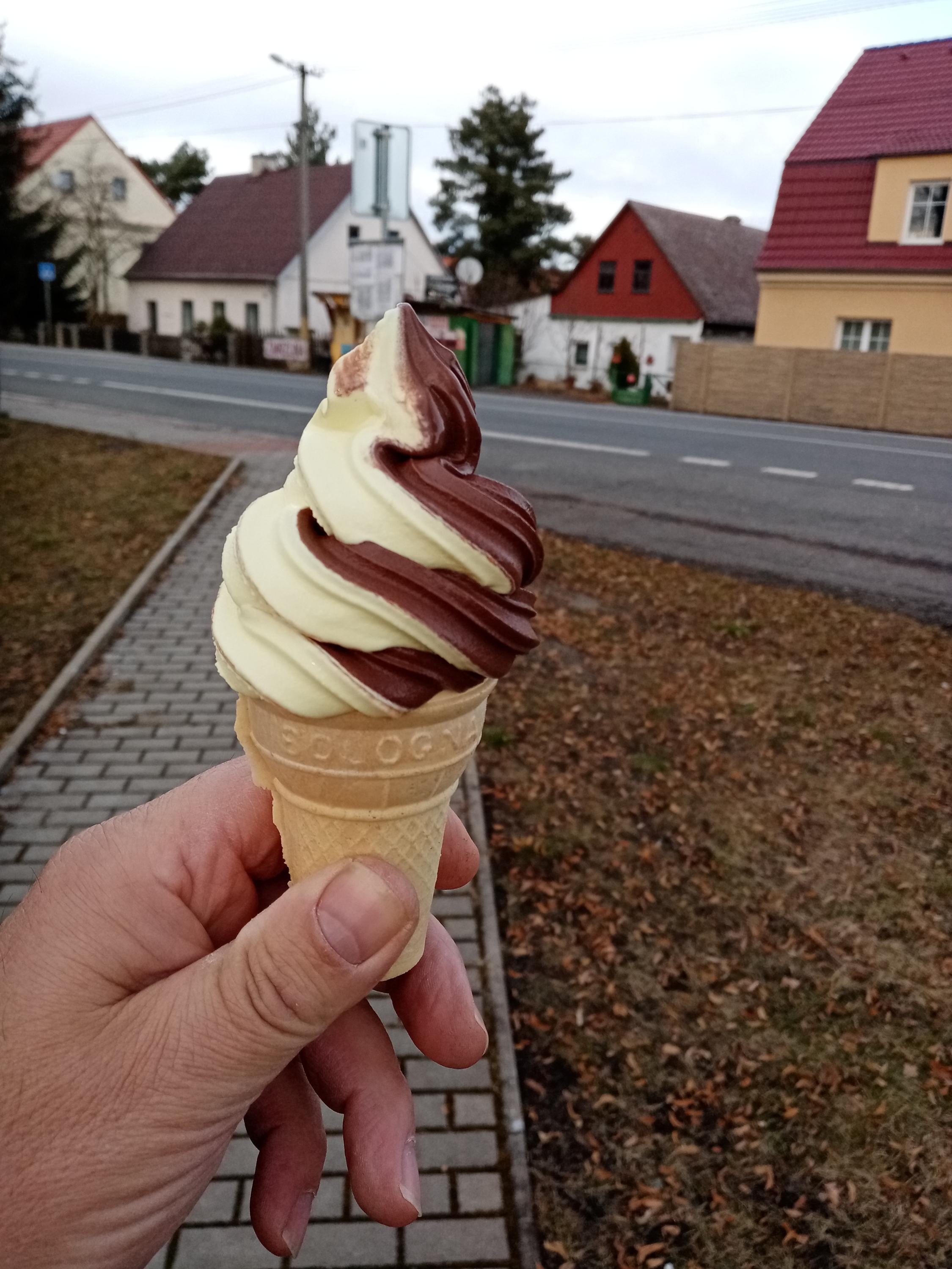 Zmrzlina Obora foto 2