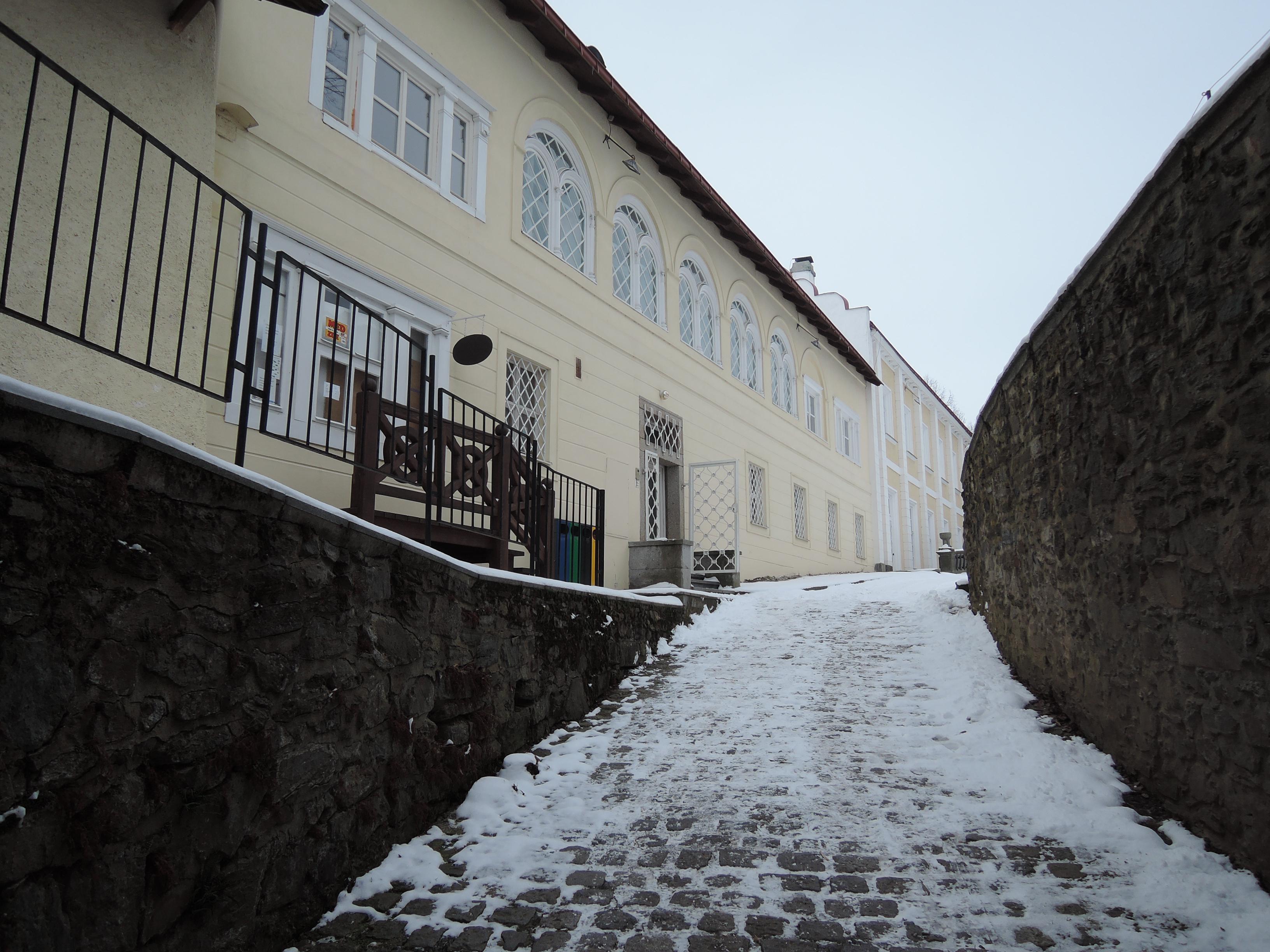 Harantova zámecká restaurace na Klenové foto 2