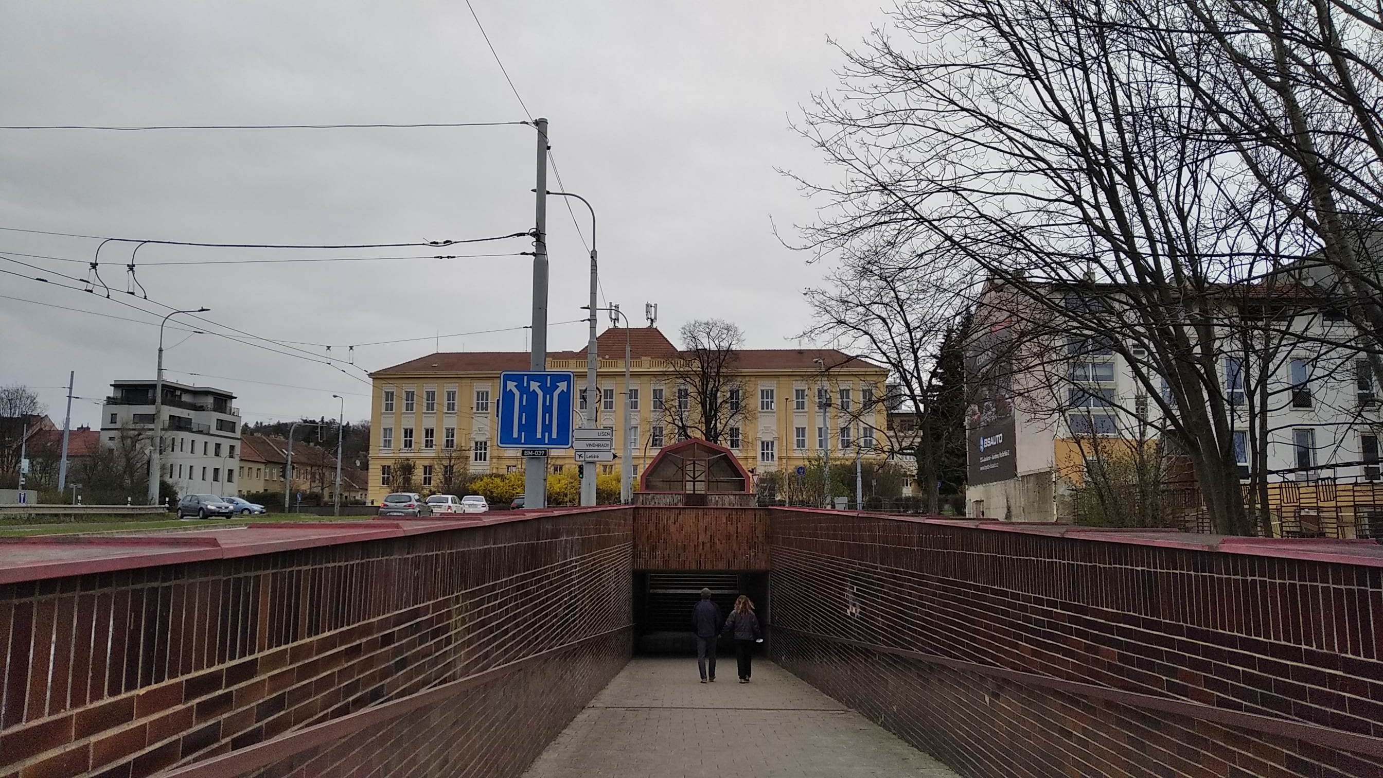 Základní škola, Brno, Gajdošova 3 foto 2