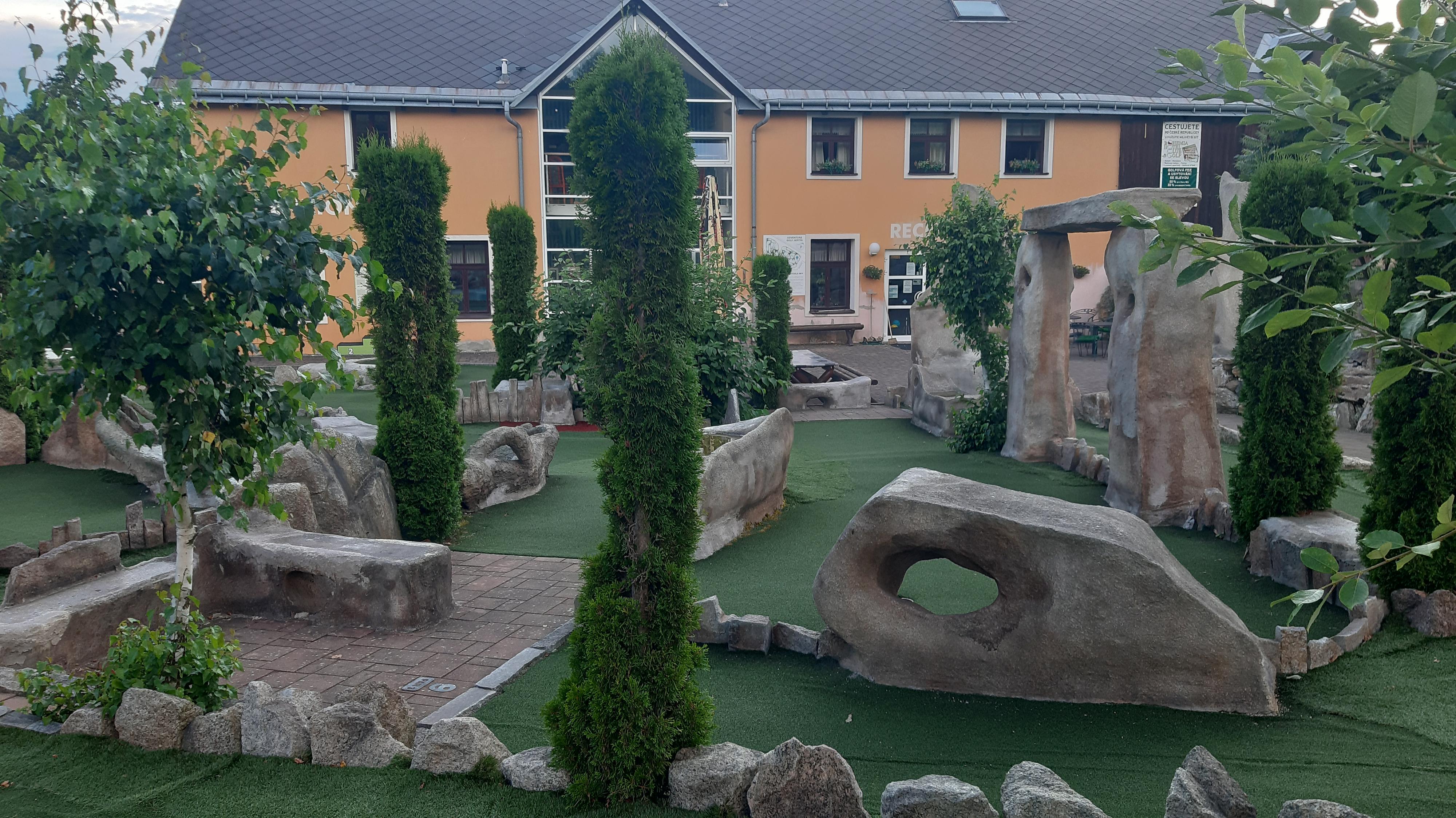 Adventure golf Ještěd foto 2