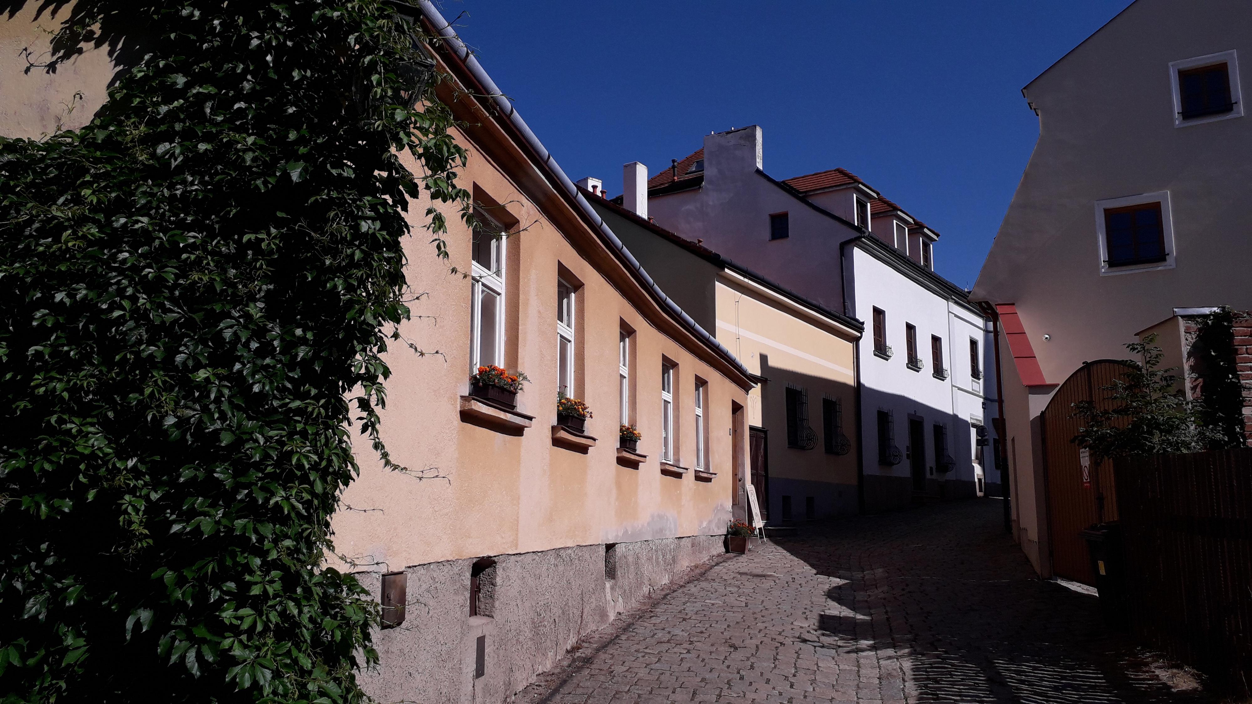 Marek Pecivál - Retro Bazar foto 2