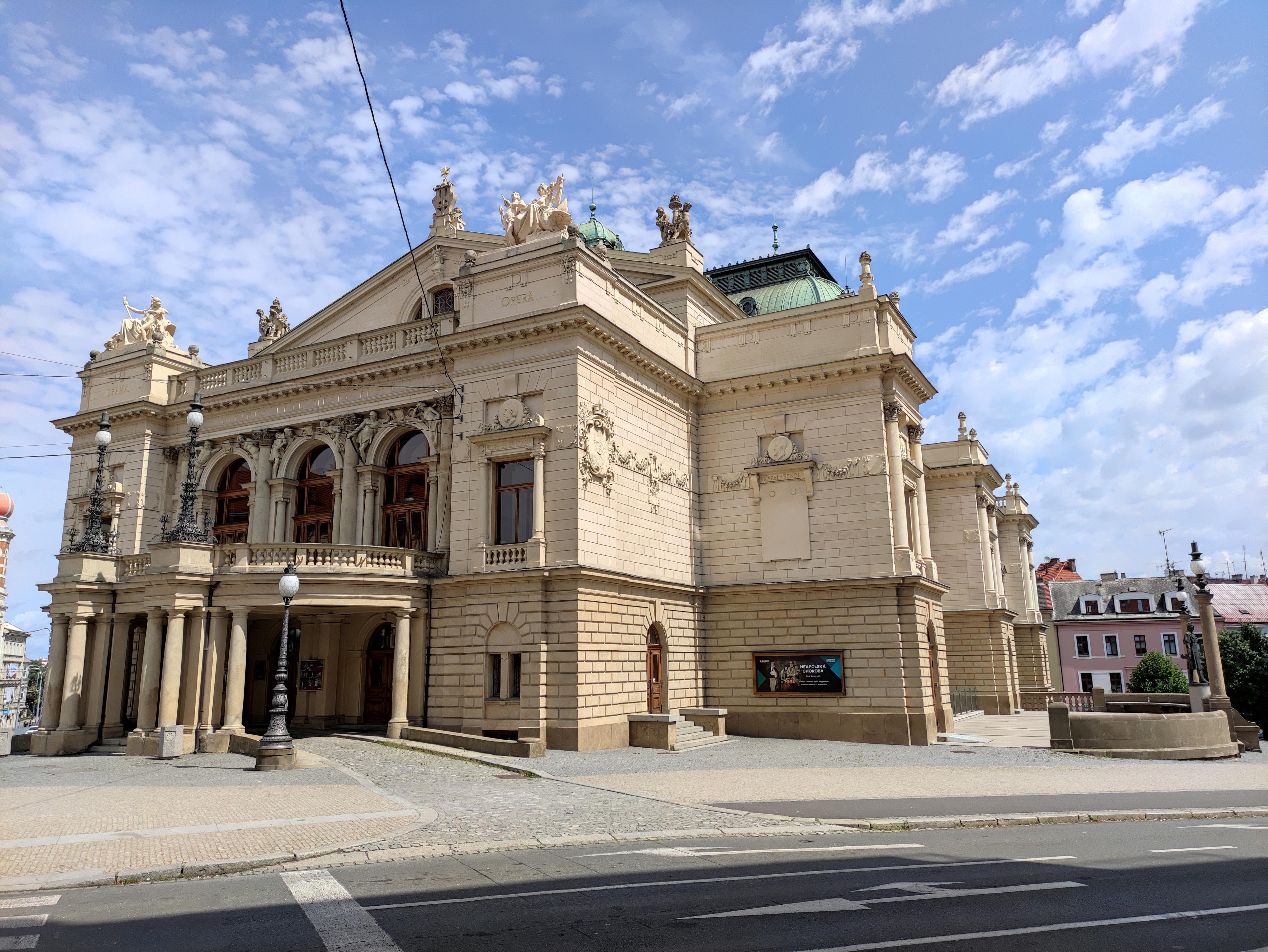 Divadlo J. K. Tyla - Velké divadlo foto 4