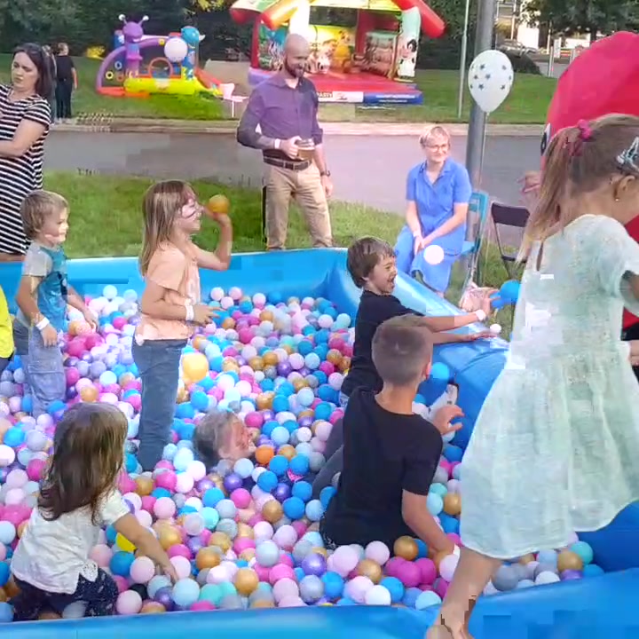 PartySaurus.CZ foto 2 (náhled videa)