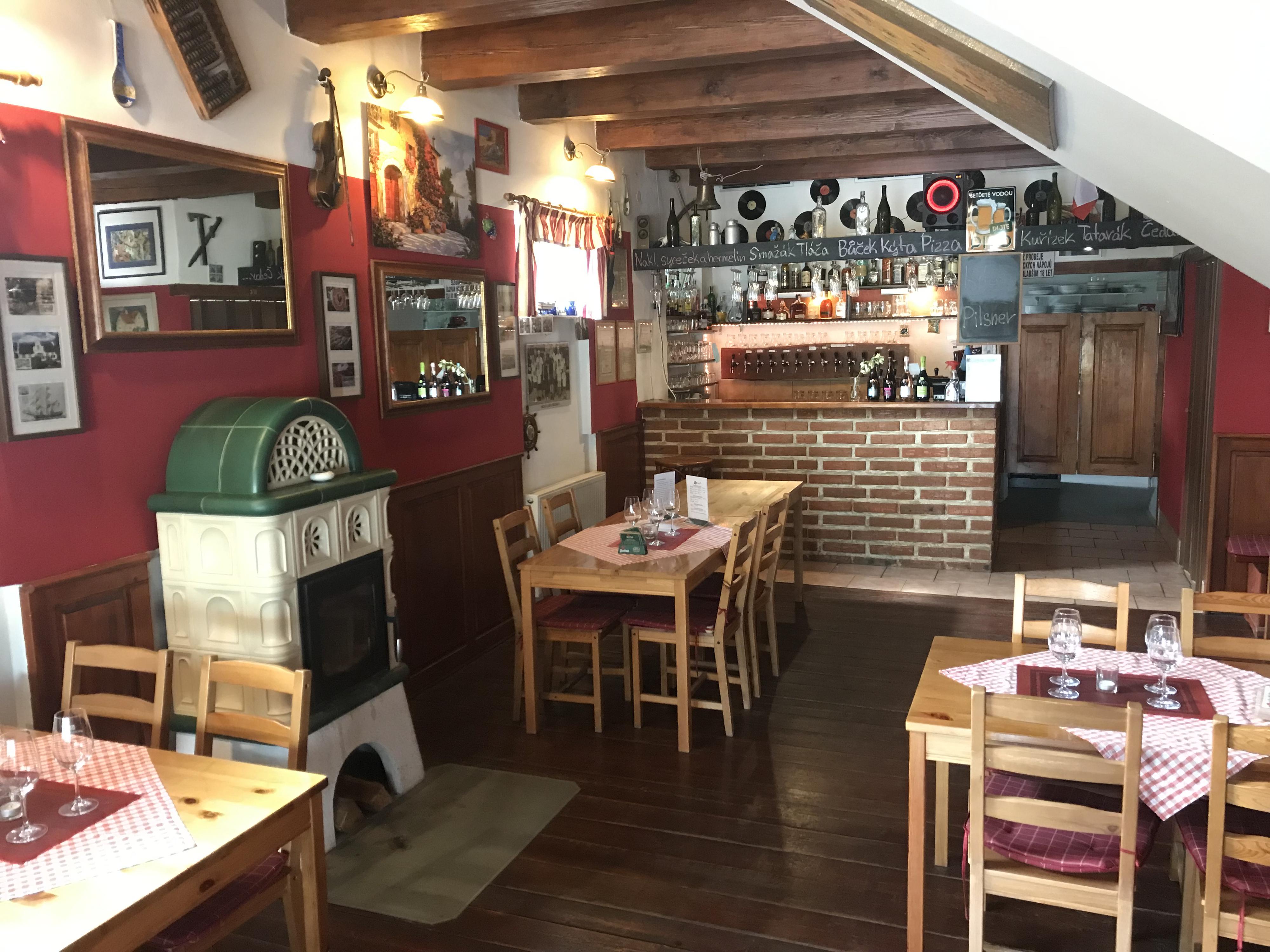 Ubytování a Vinárna U Tří grácií foto 3