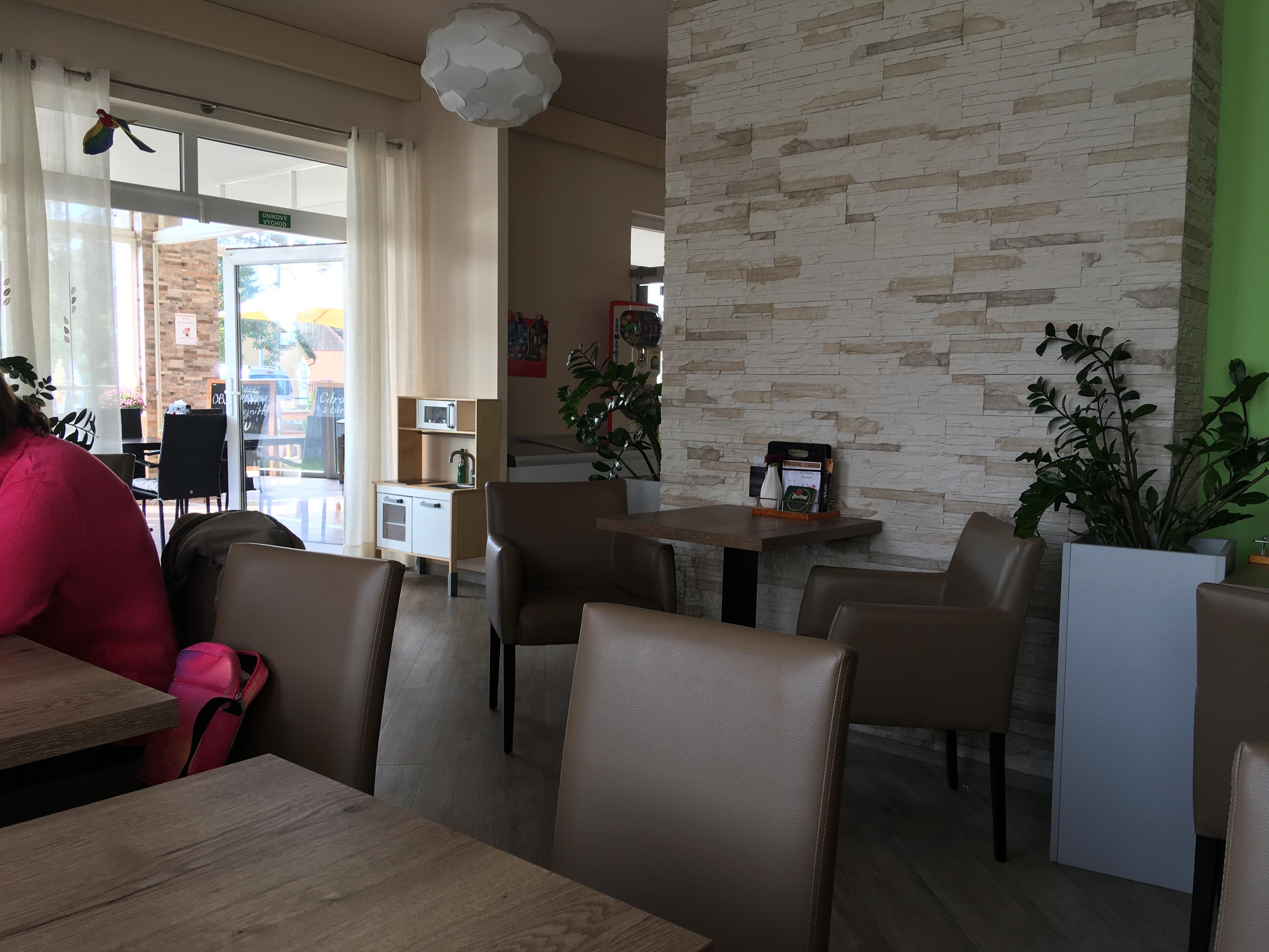 Kavárna cukrárna Chrást foto 2
