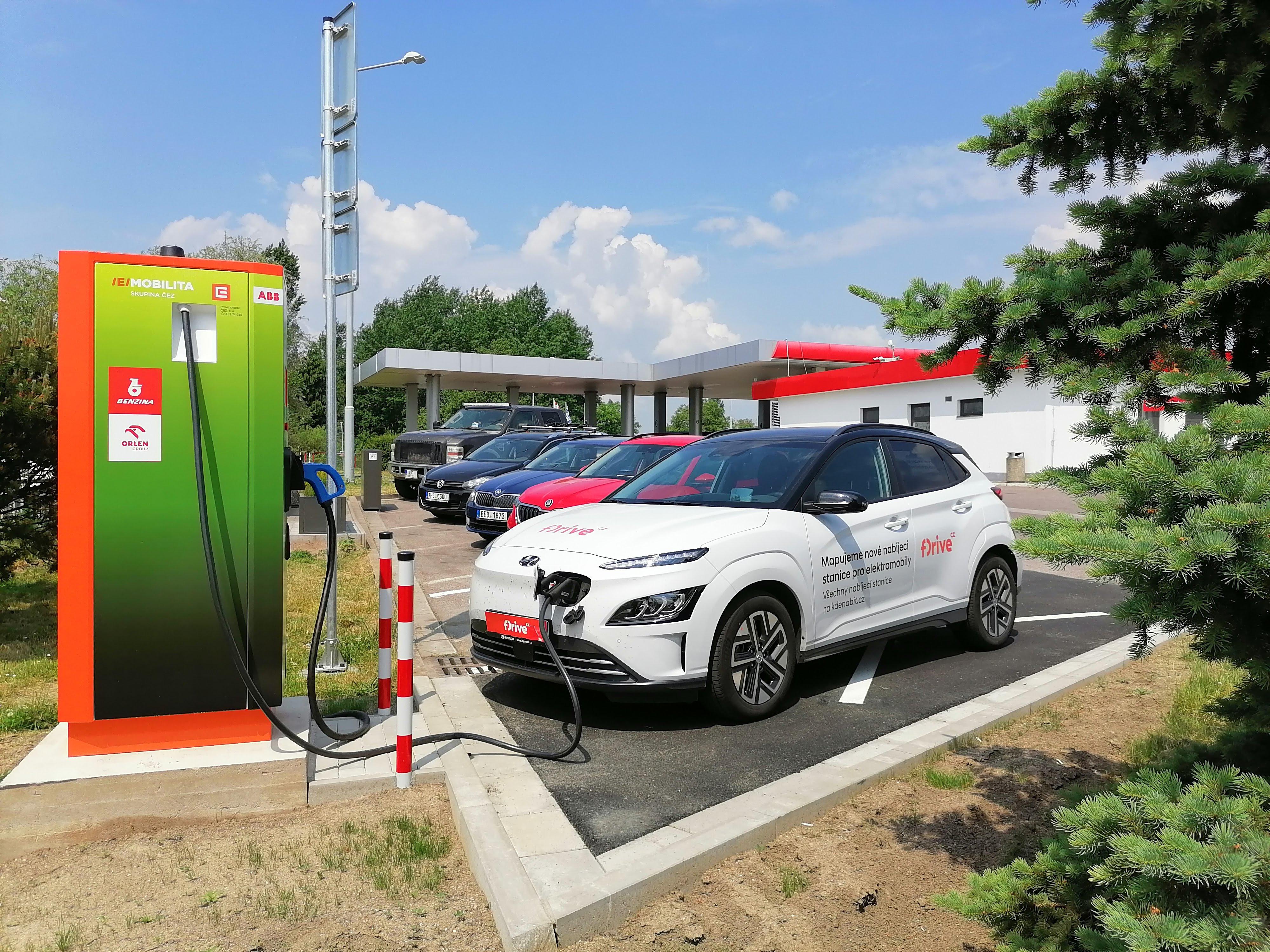 Nabíjecí stanice ČEZ foto 2