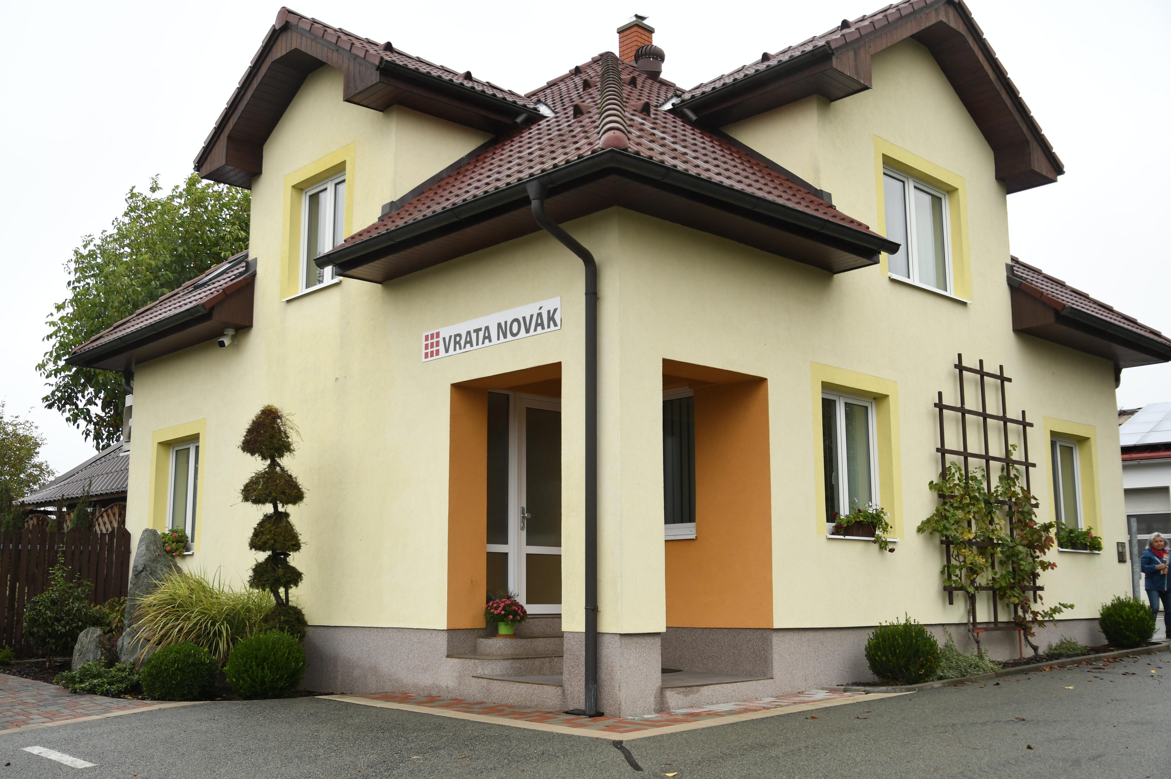 VRATA NOVÁK s.r.o.