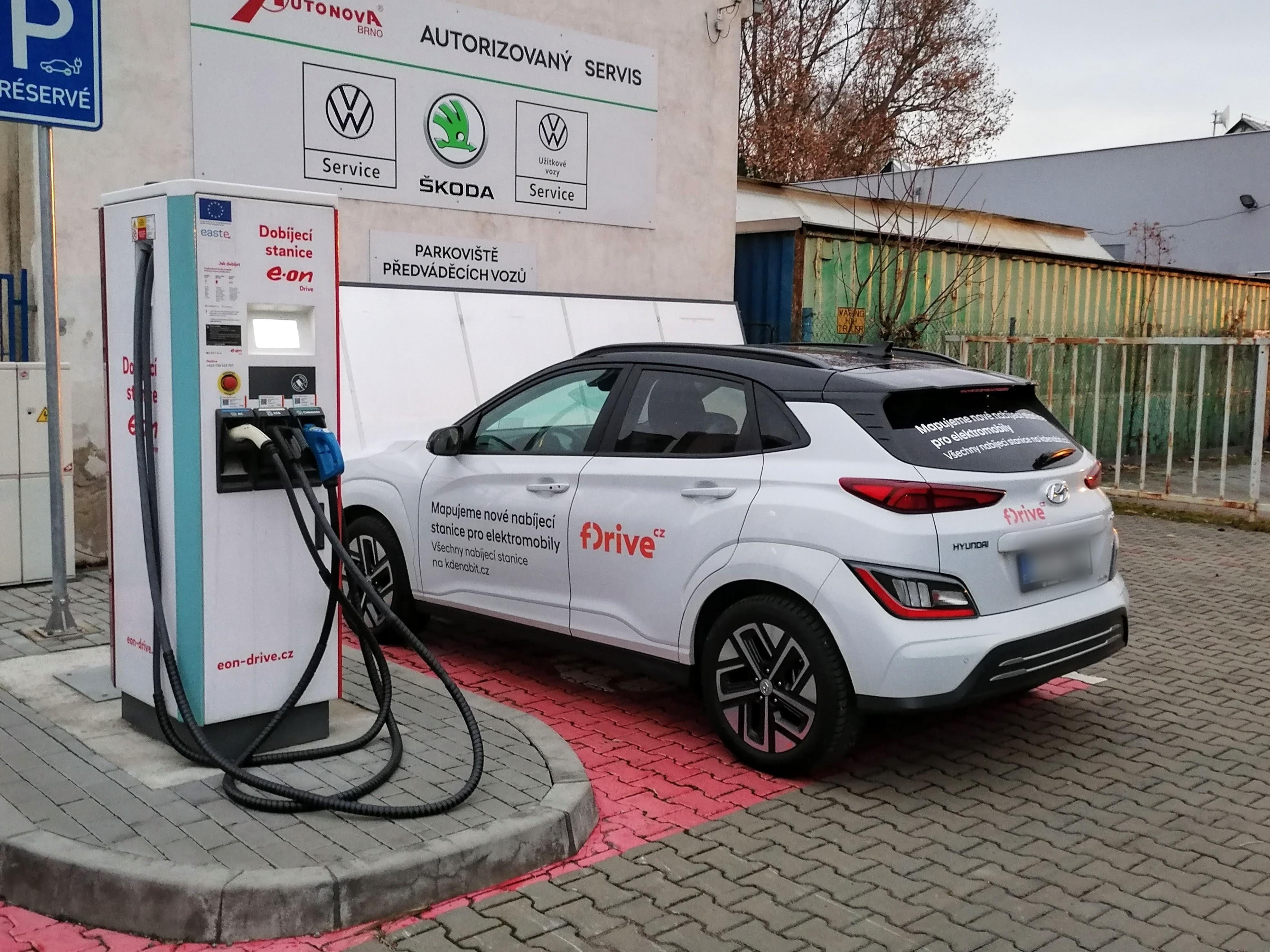 Dobíjecí stanice E.ON Drive