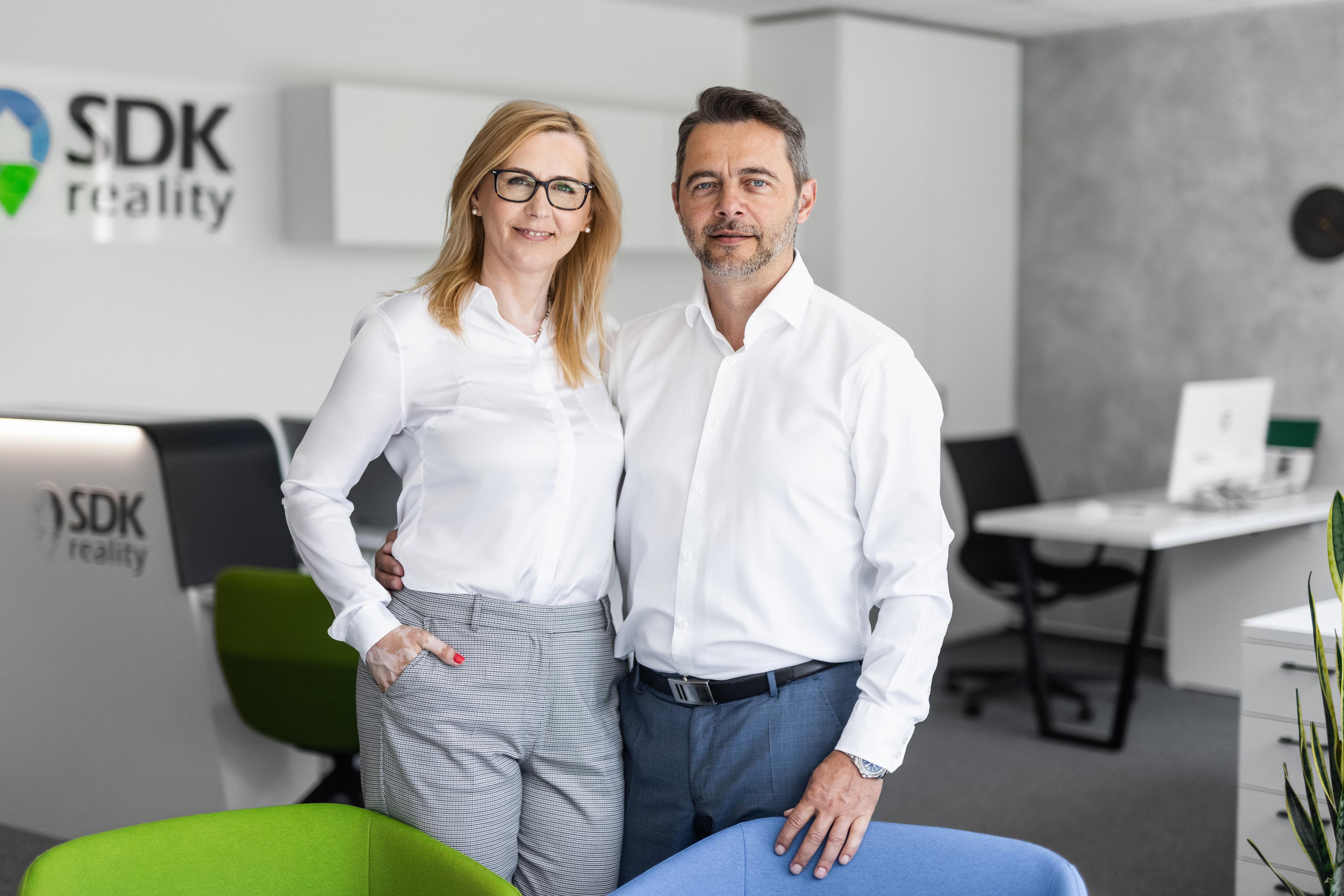 Vydělávejte s námi 25 000 Kč až 50 000 Kč