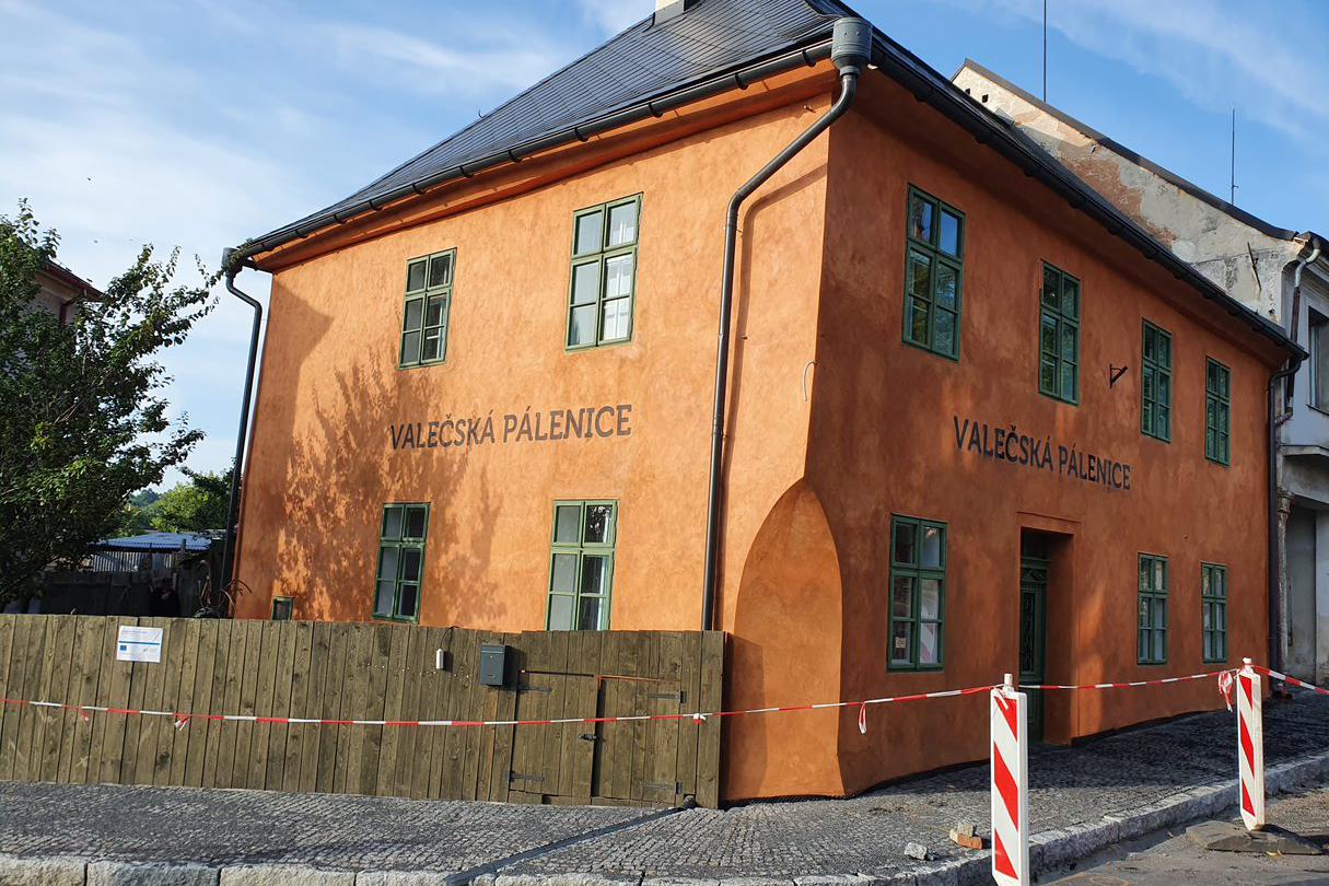 Valečská pálenice