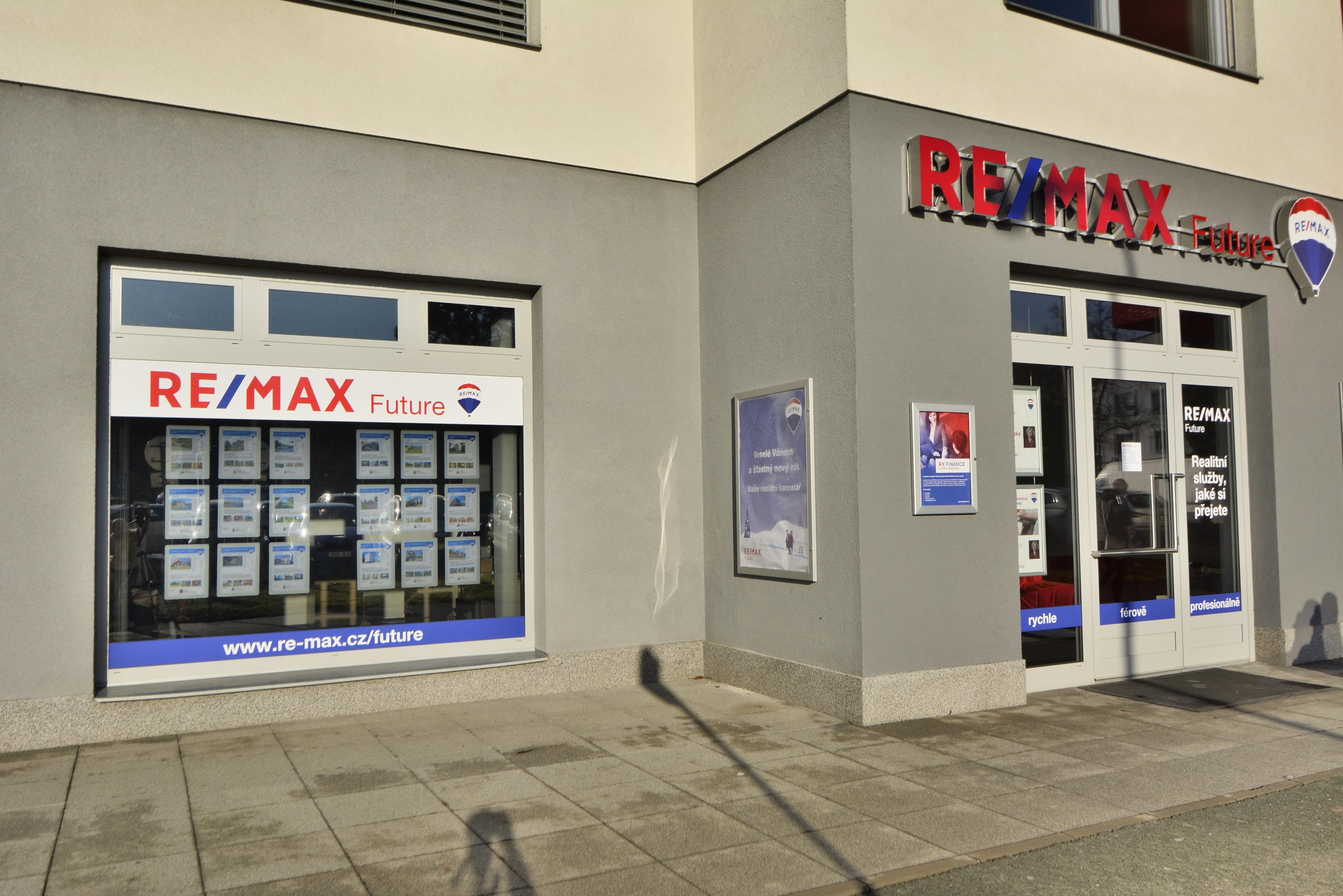 RE/MAX Future Hradec Králové