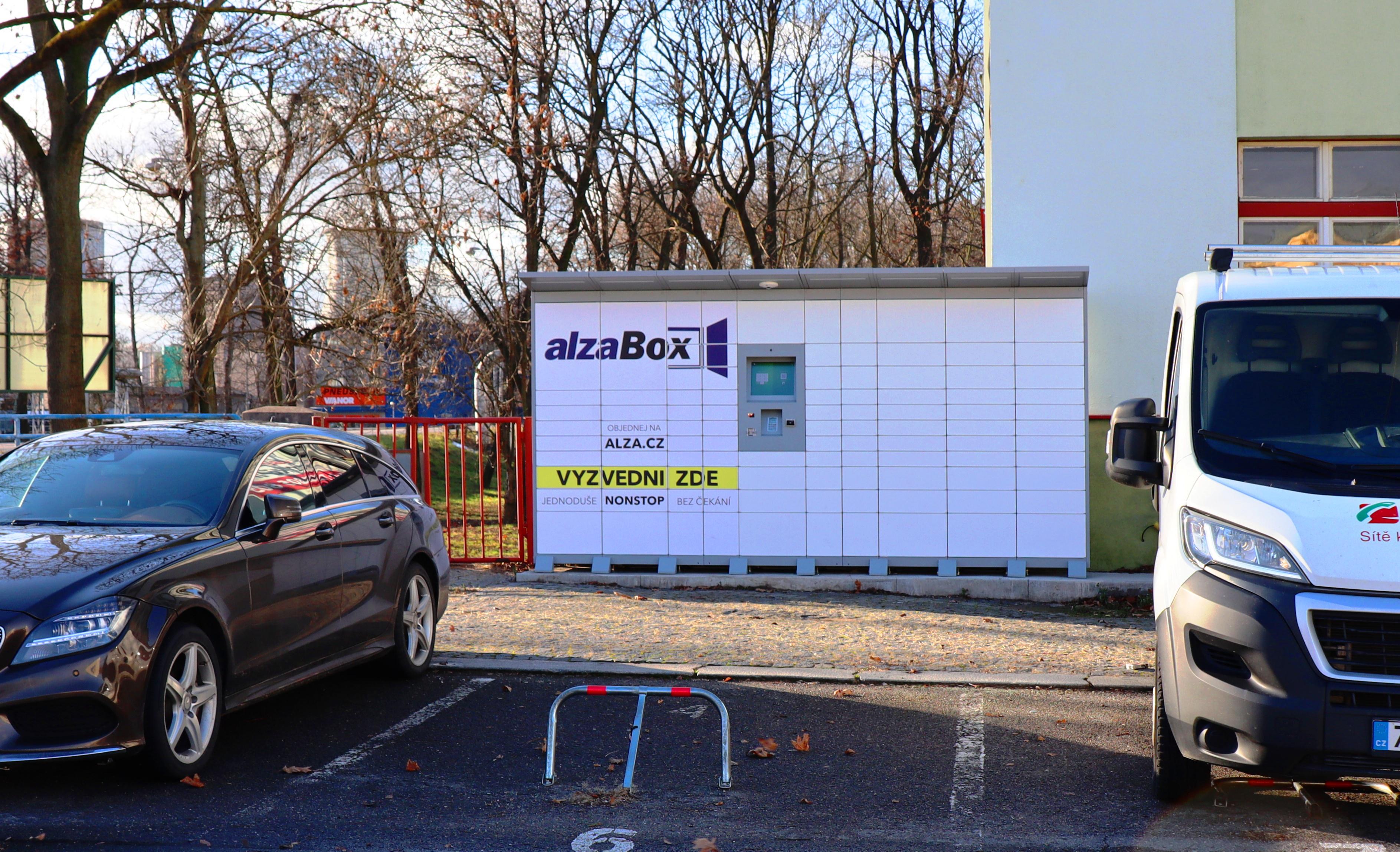 AlzaBox foto 2