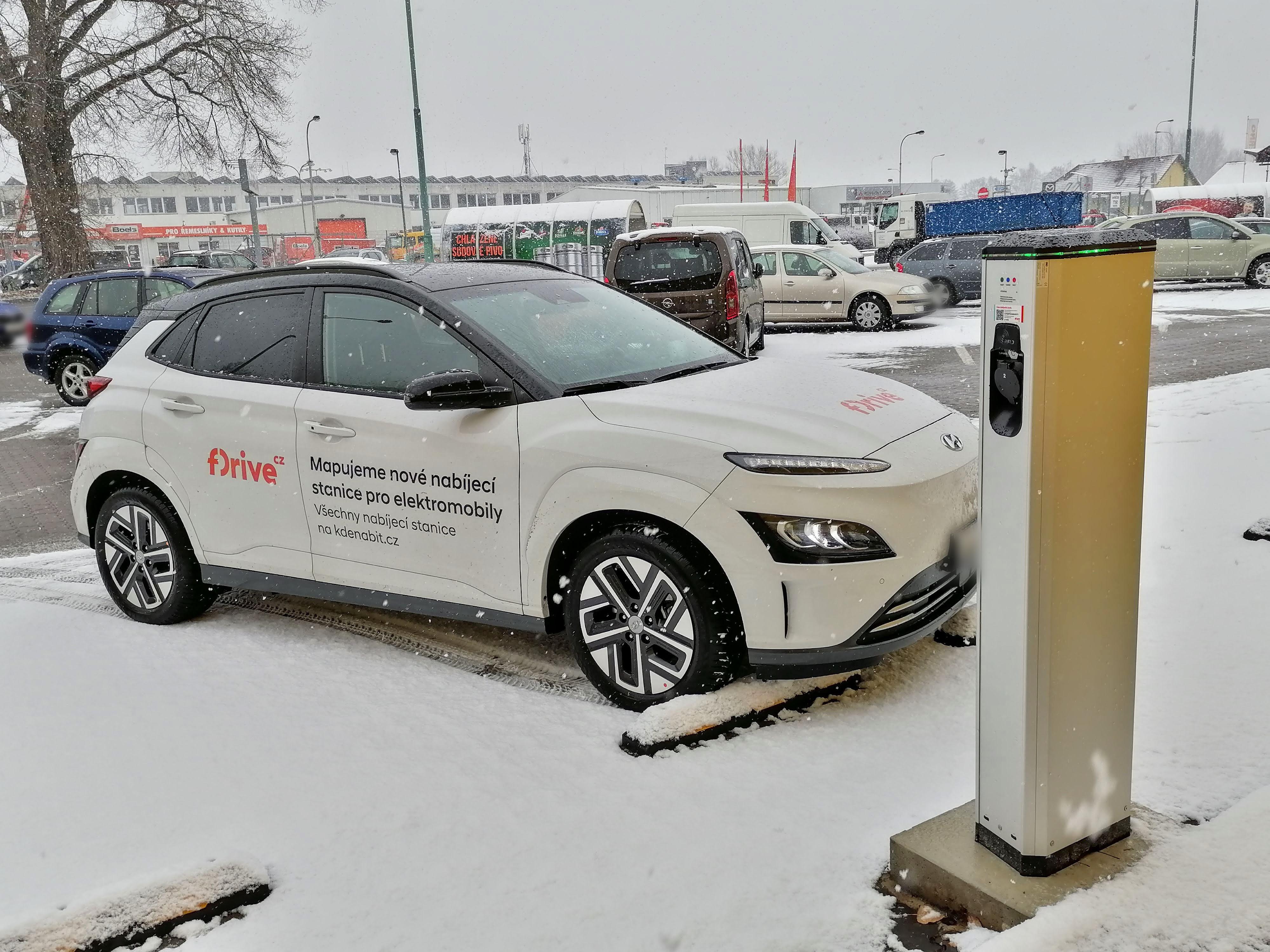 Dobíjecí stanice E.ON foto 1