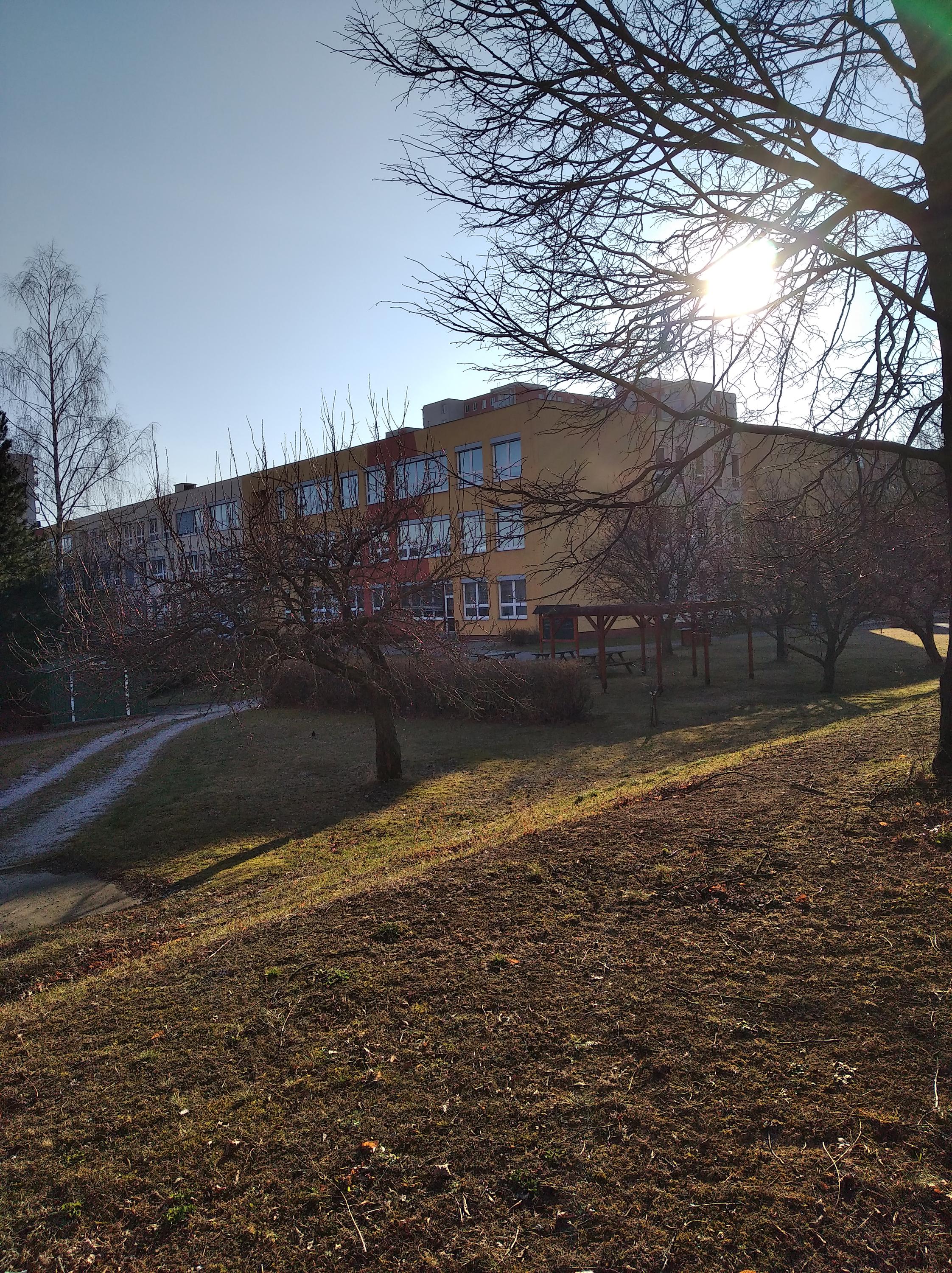 Základní škola, Brno, Mutěnická 23 foto 2