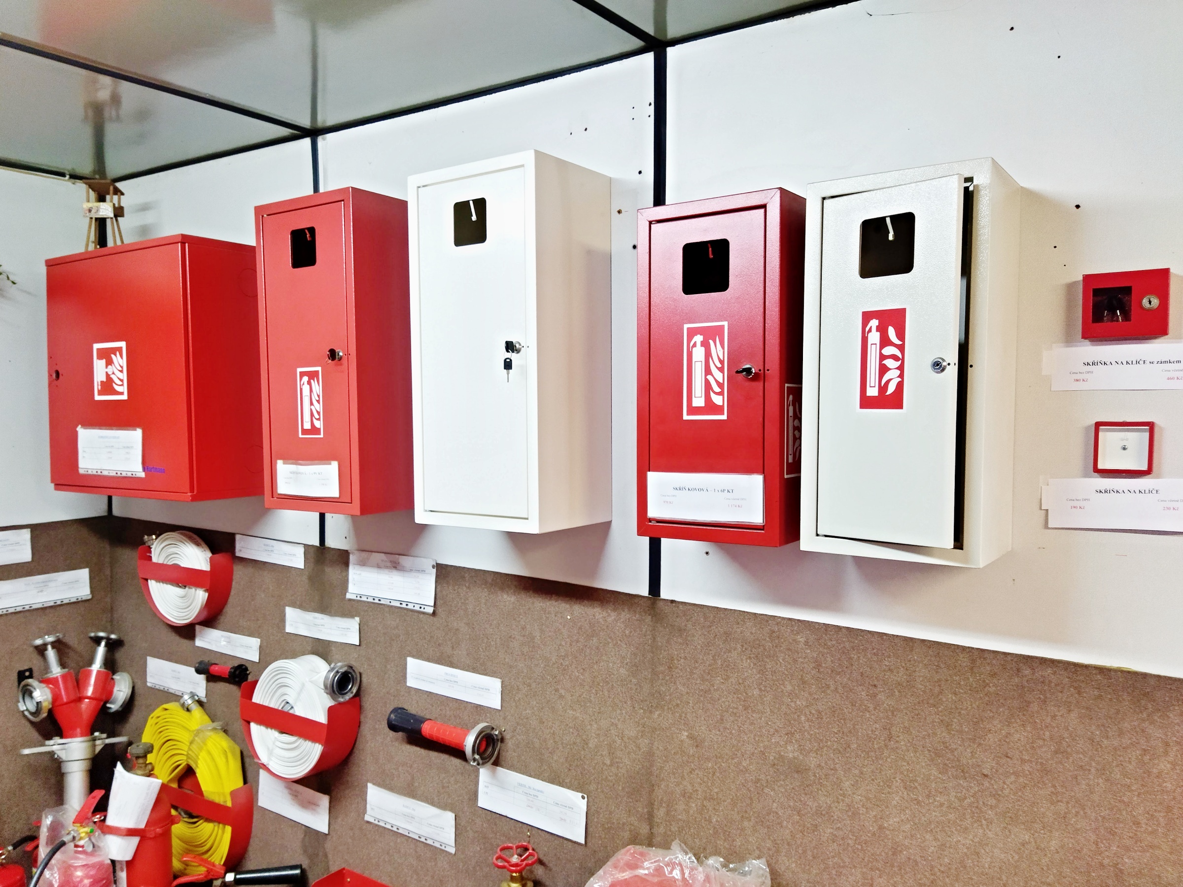 Kovoslužba hasicí přístroje foto 3