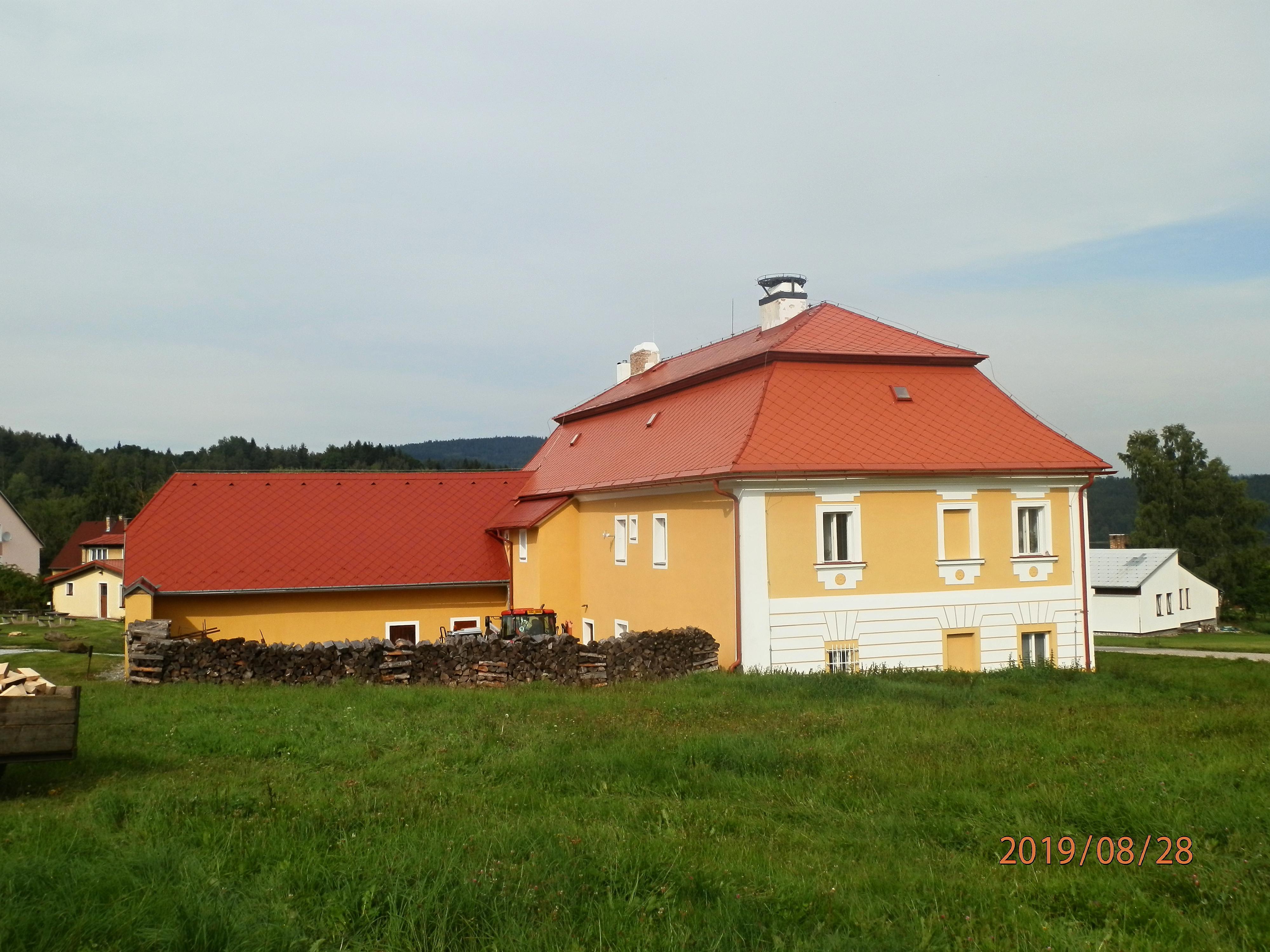 Přední Výtoň - obecní úřad foto 6