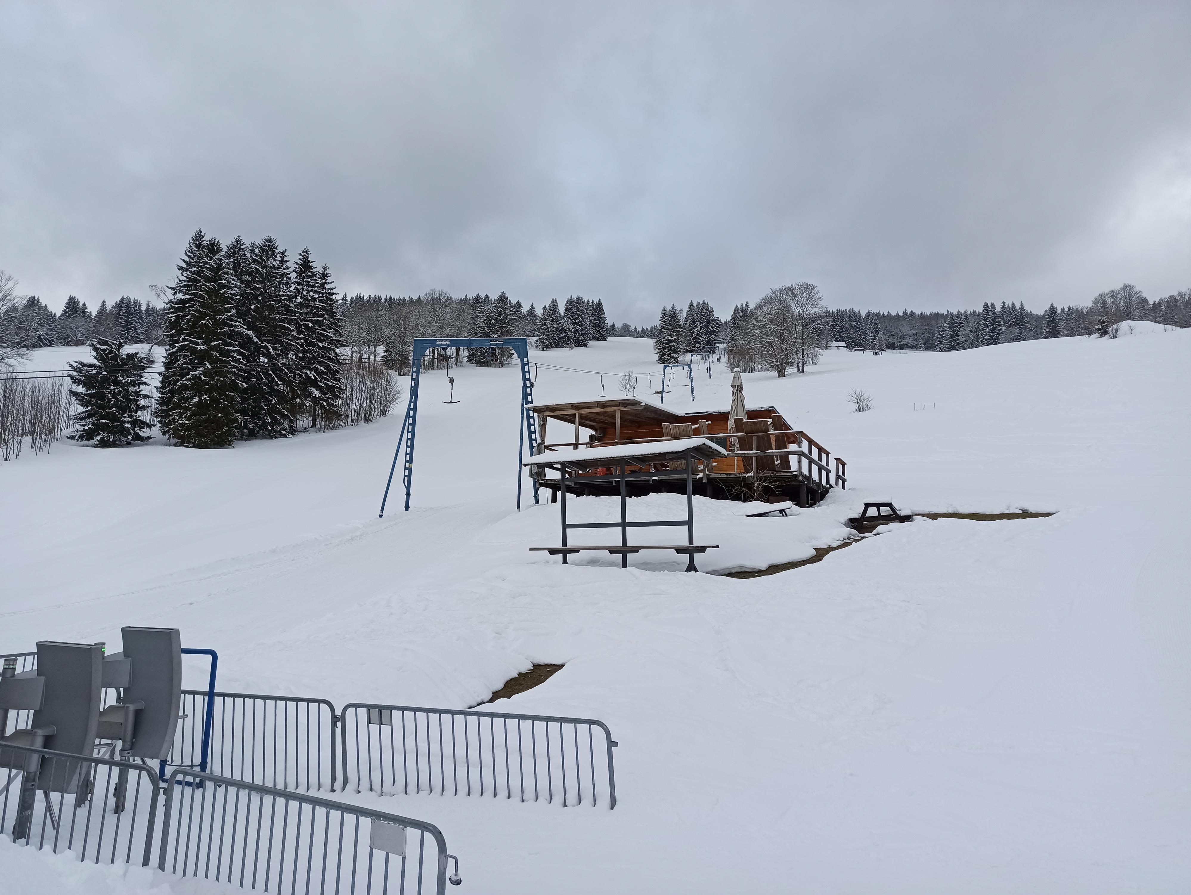 Bufet U Rozšklebenýho párku