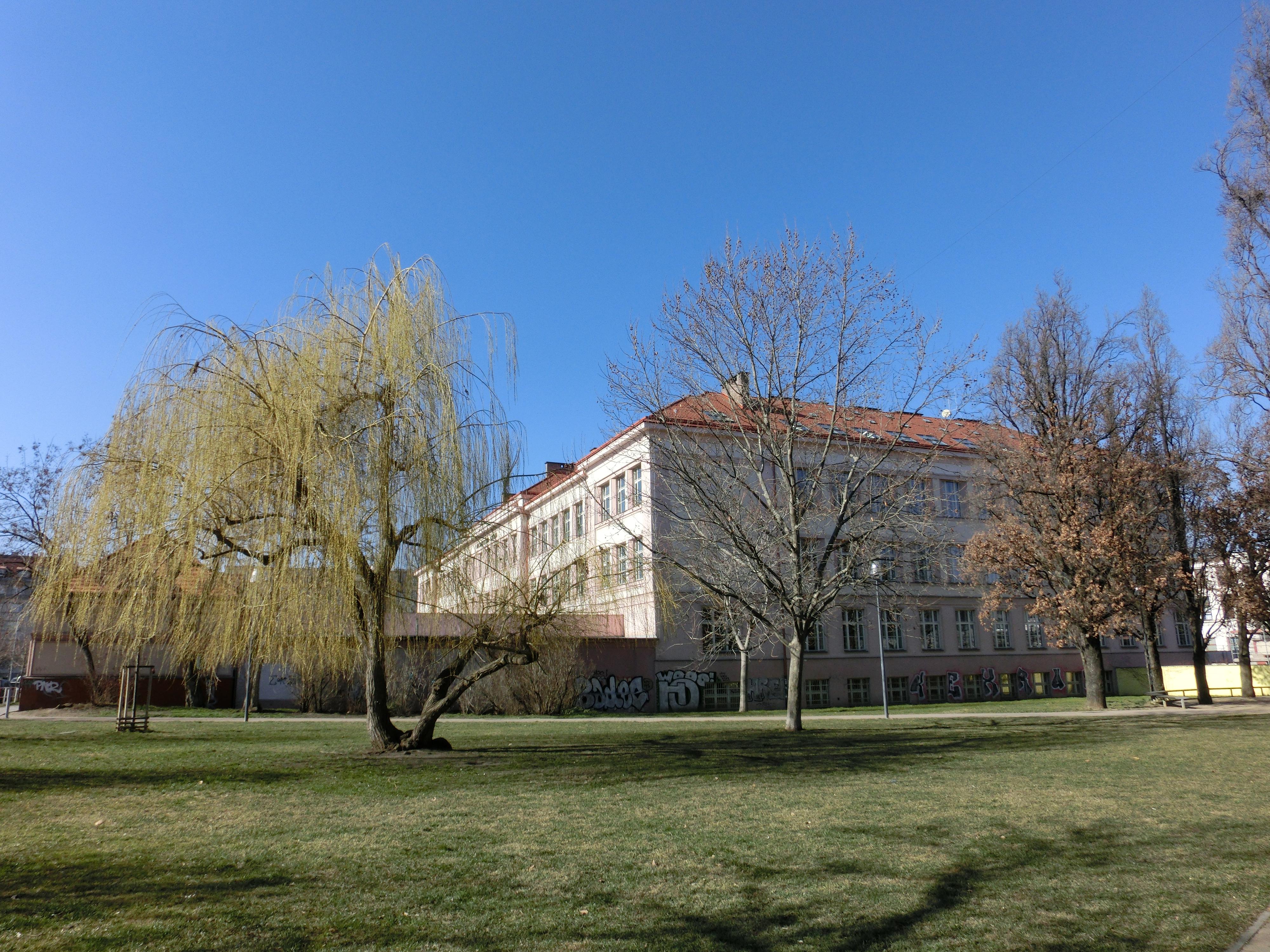 ZŠ T. G. Masaryka, Praha 7 foto 3