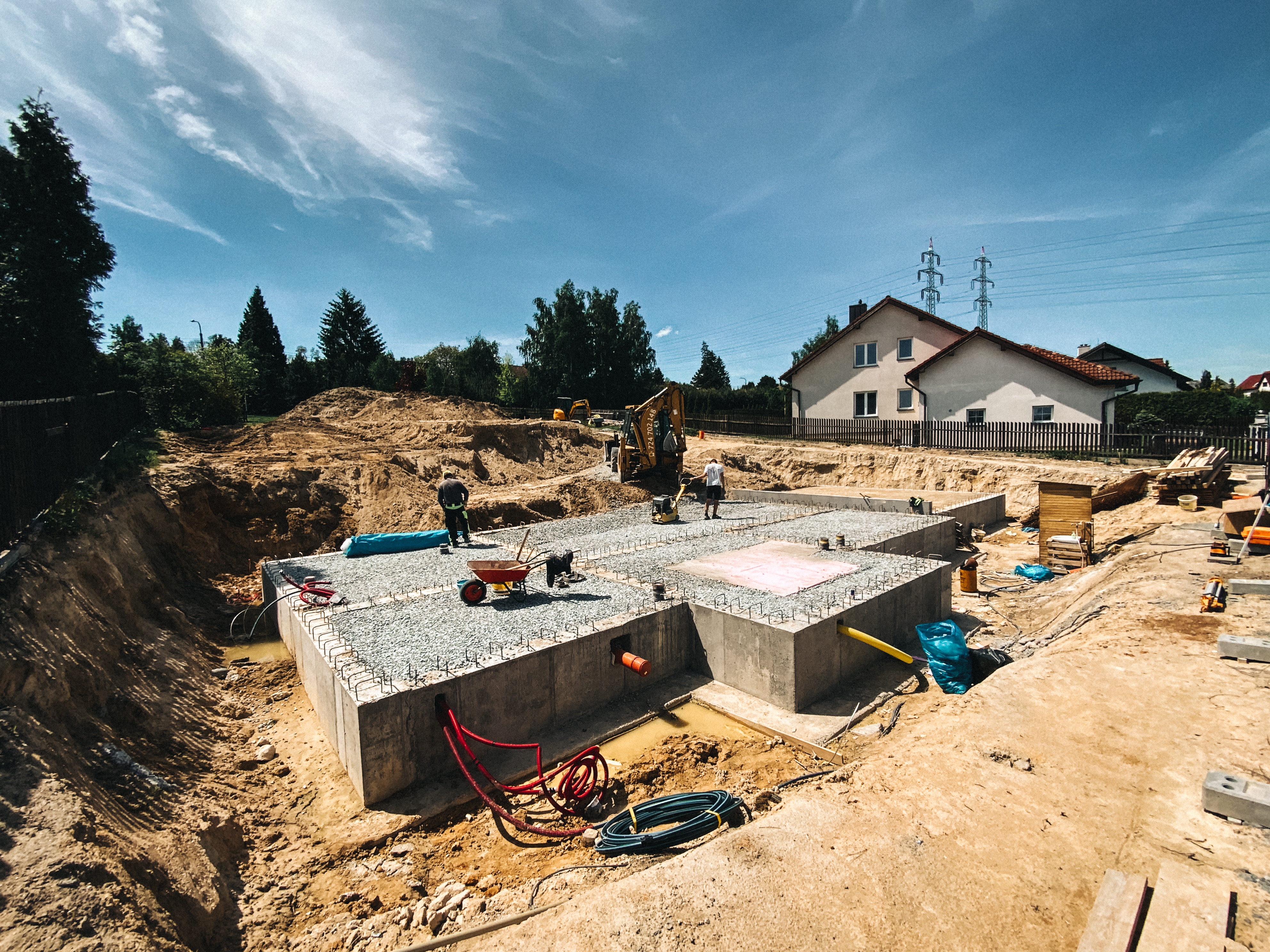 LUKEŠ CONSTRUCTION foto 2